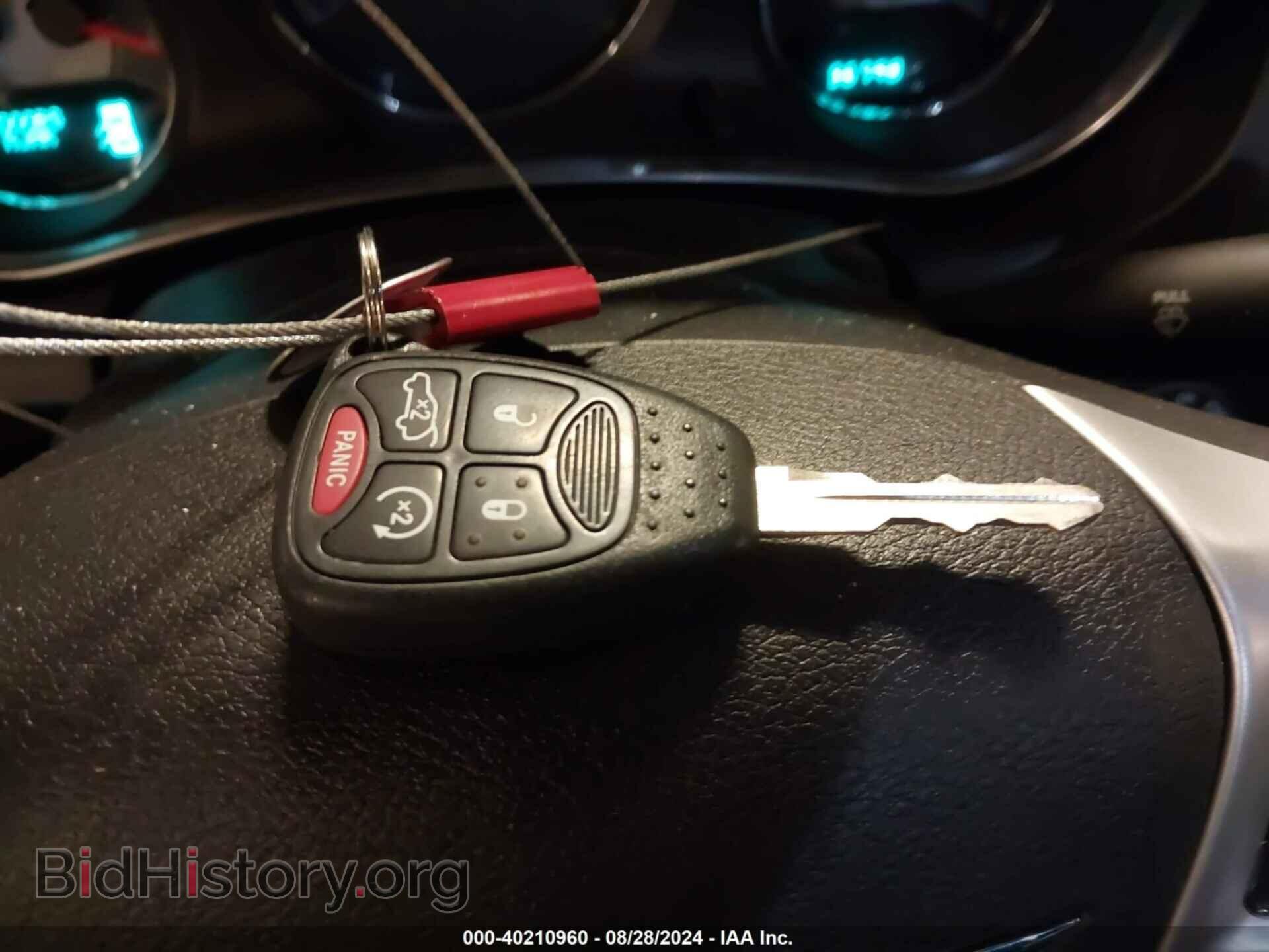 2012 CHRYSLER 200 - VIN: 1C3CCBCB0CN268121 - Фото 11