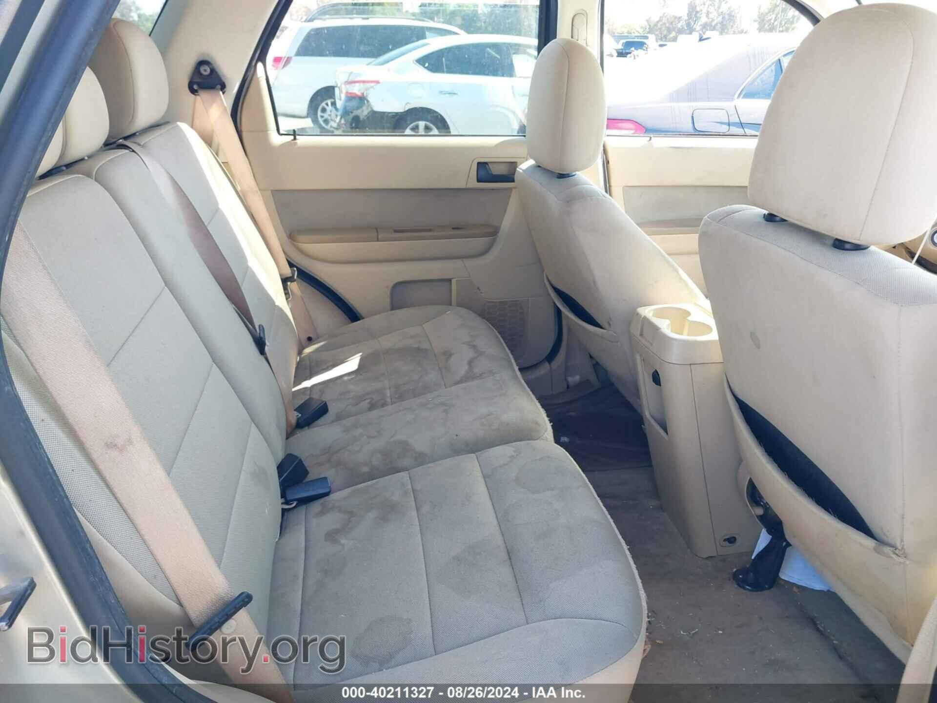 2010 FORD ESCAPE - VIN: 1FMCU9D72AKC77411 - Фото 8