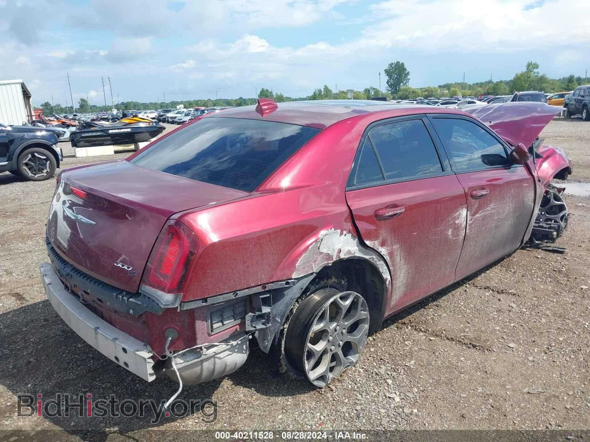 2018 CHRYSLER 300 - VIN: 2C3CCAGG0JH141391 - Фото 4