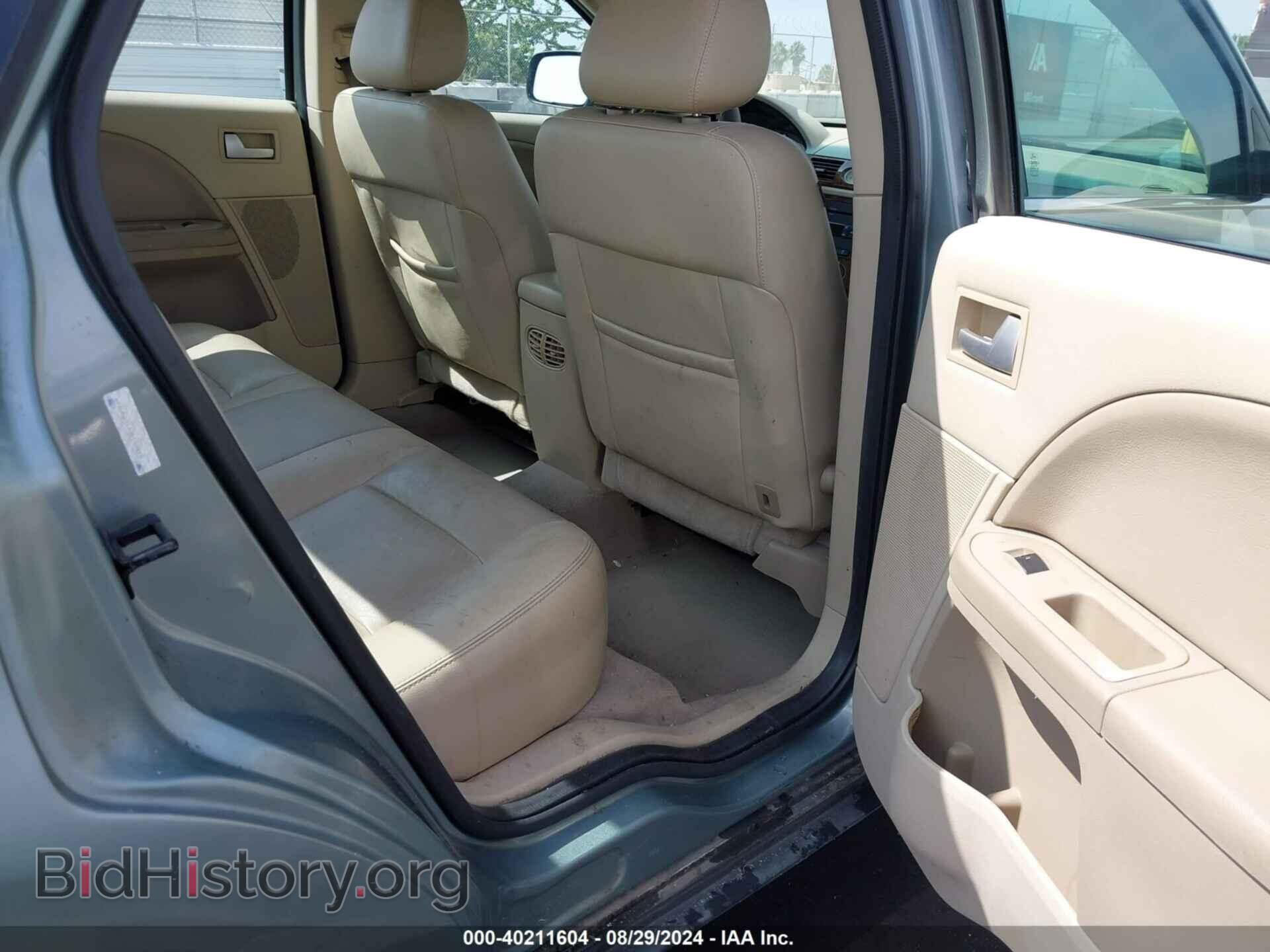 2007 FORD FIVE HUNDRED - VIN: 1FAHP25147G150812 - Фото 8