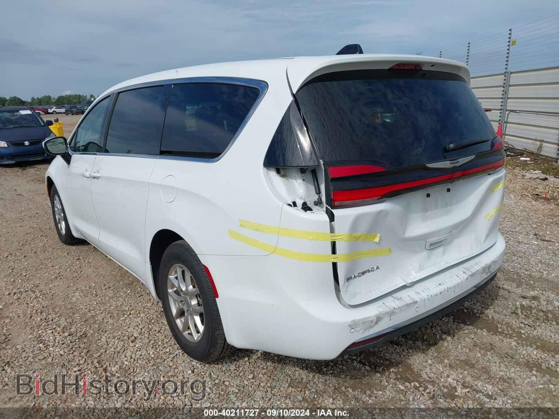 2023 CHRYSLER PACIFICA - VIN: 2C4RC1BGXPR624757 - Фото 3