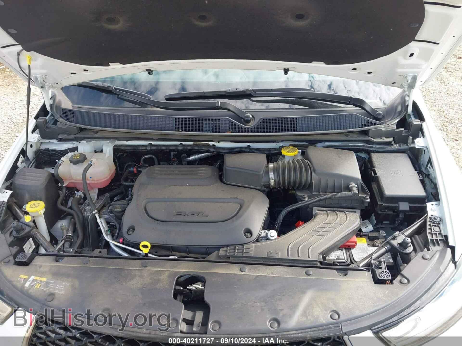 2023 CHRYSLER PACIFICA - VIN: 2C4RC1BGXPR624757 - Фото 10