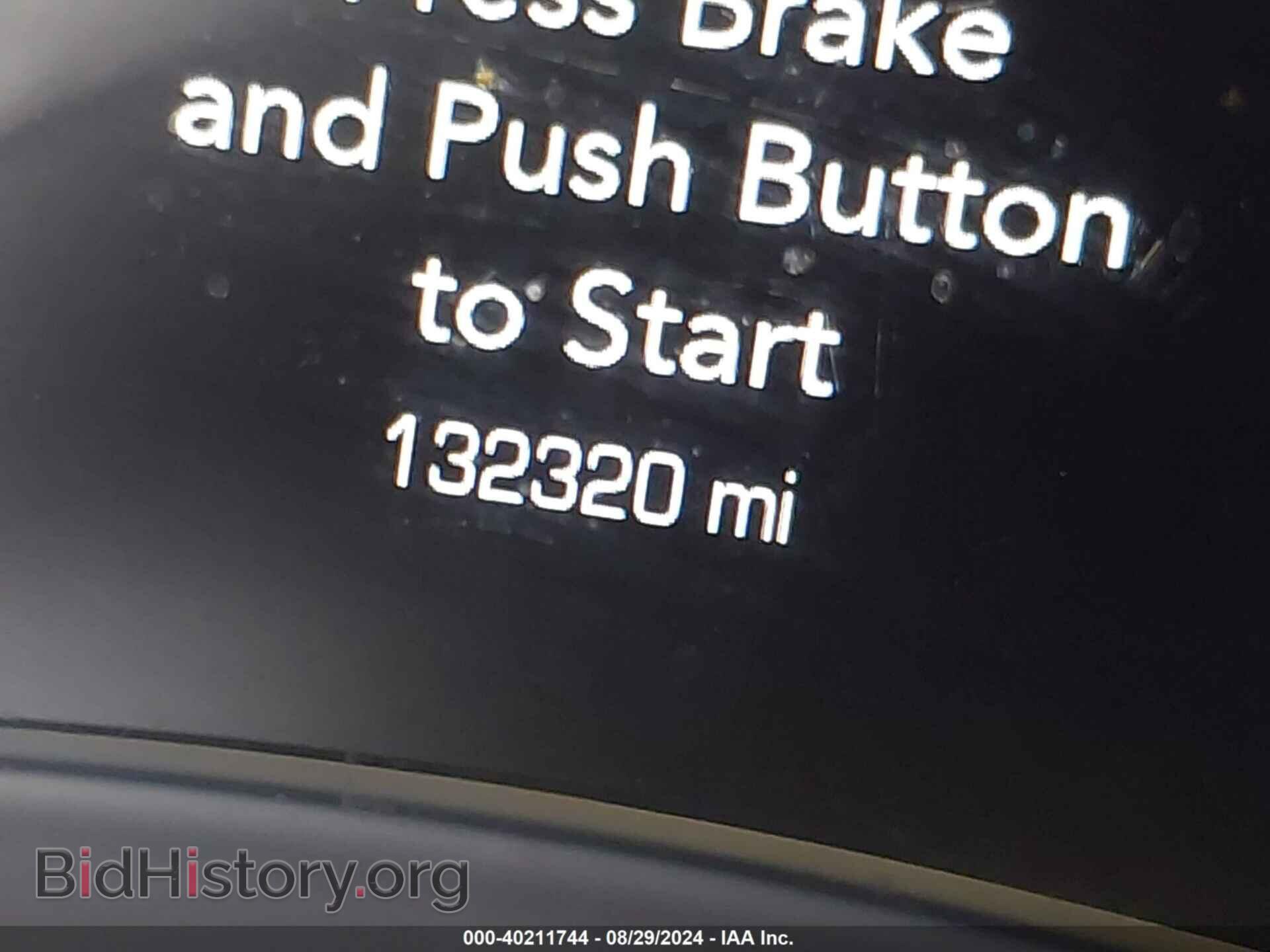 2019 CHRYSLER 300 - VIN: 2C3CCAGG3KH635214 - Фото 7