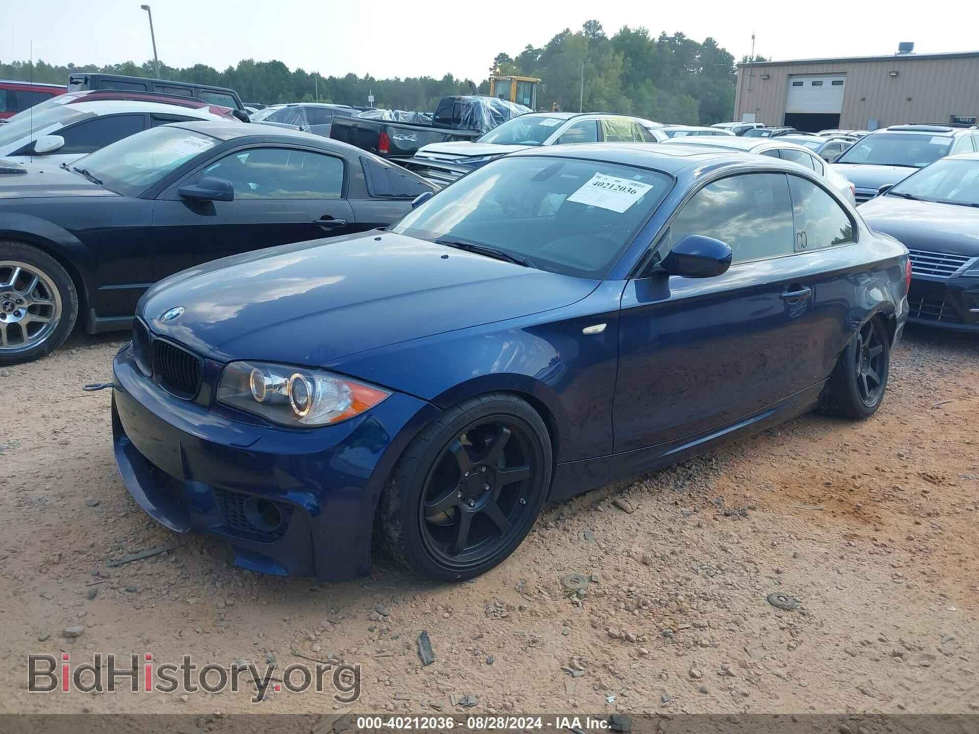 2011 BMW 135I - VIN: WBAUC9C54BVM10811 - Фото 2