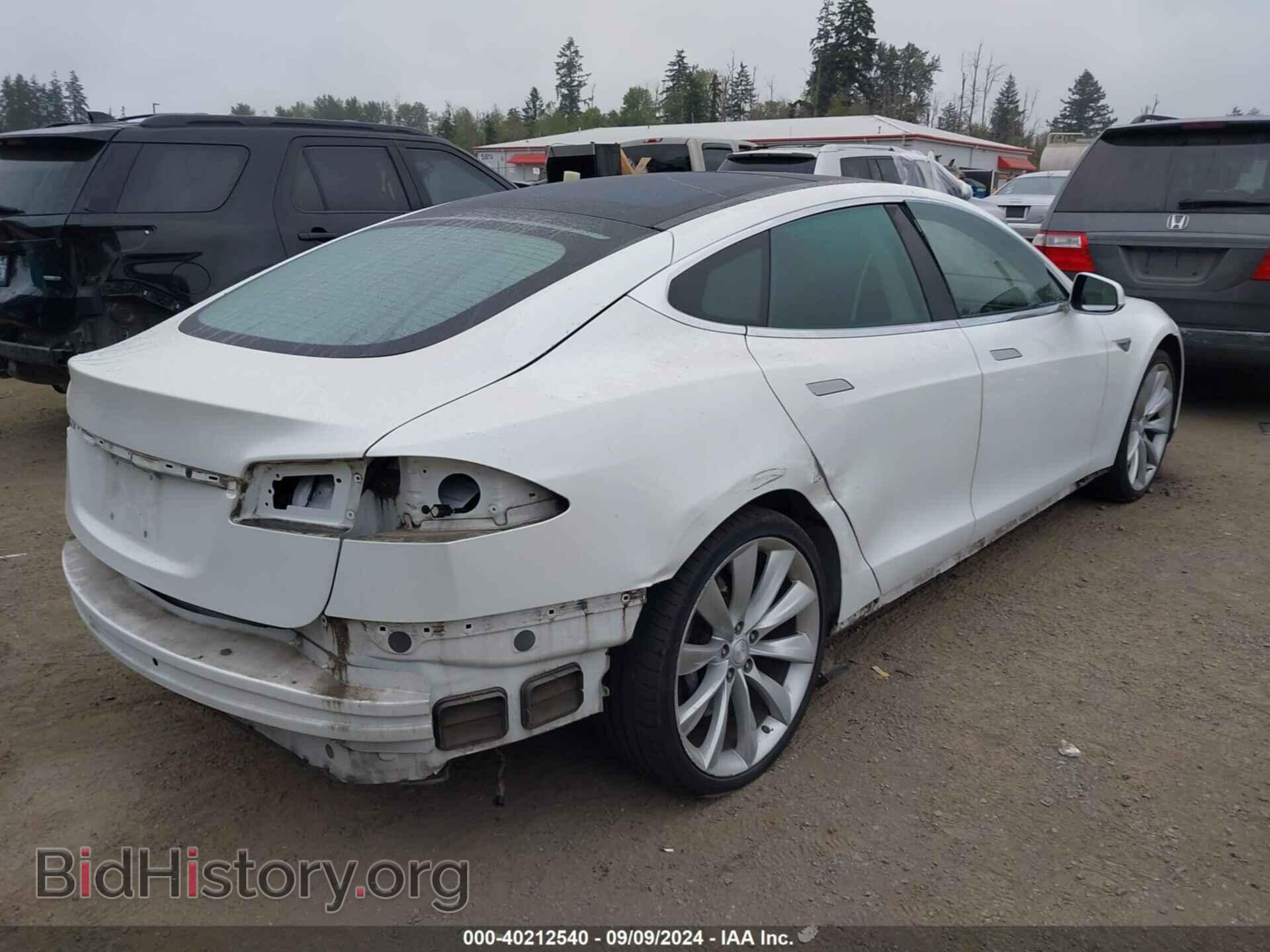 2013 TESLA MODEL S - VIN: 5YJSA1CN5DFP20873 - Photo 4