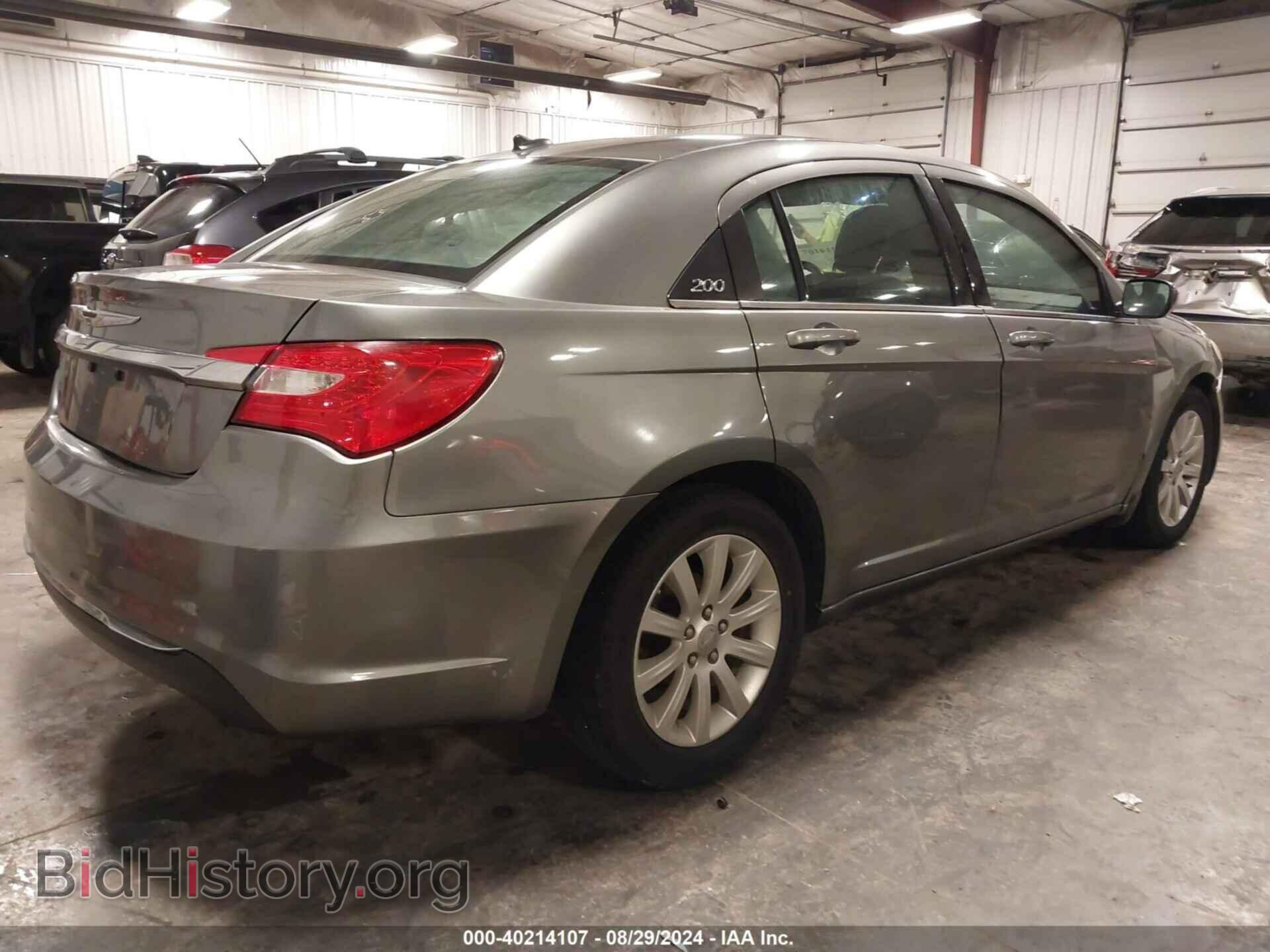 2013 CHRYSLER 200 - VIN: 1C3CCBBG0DN623853 - Фото 4