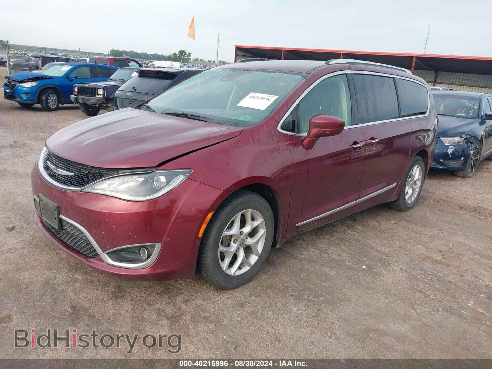 2018 CHRYSLER PACIFICA - VIN: 2C4RC1BG1JR112358 - Фото 2