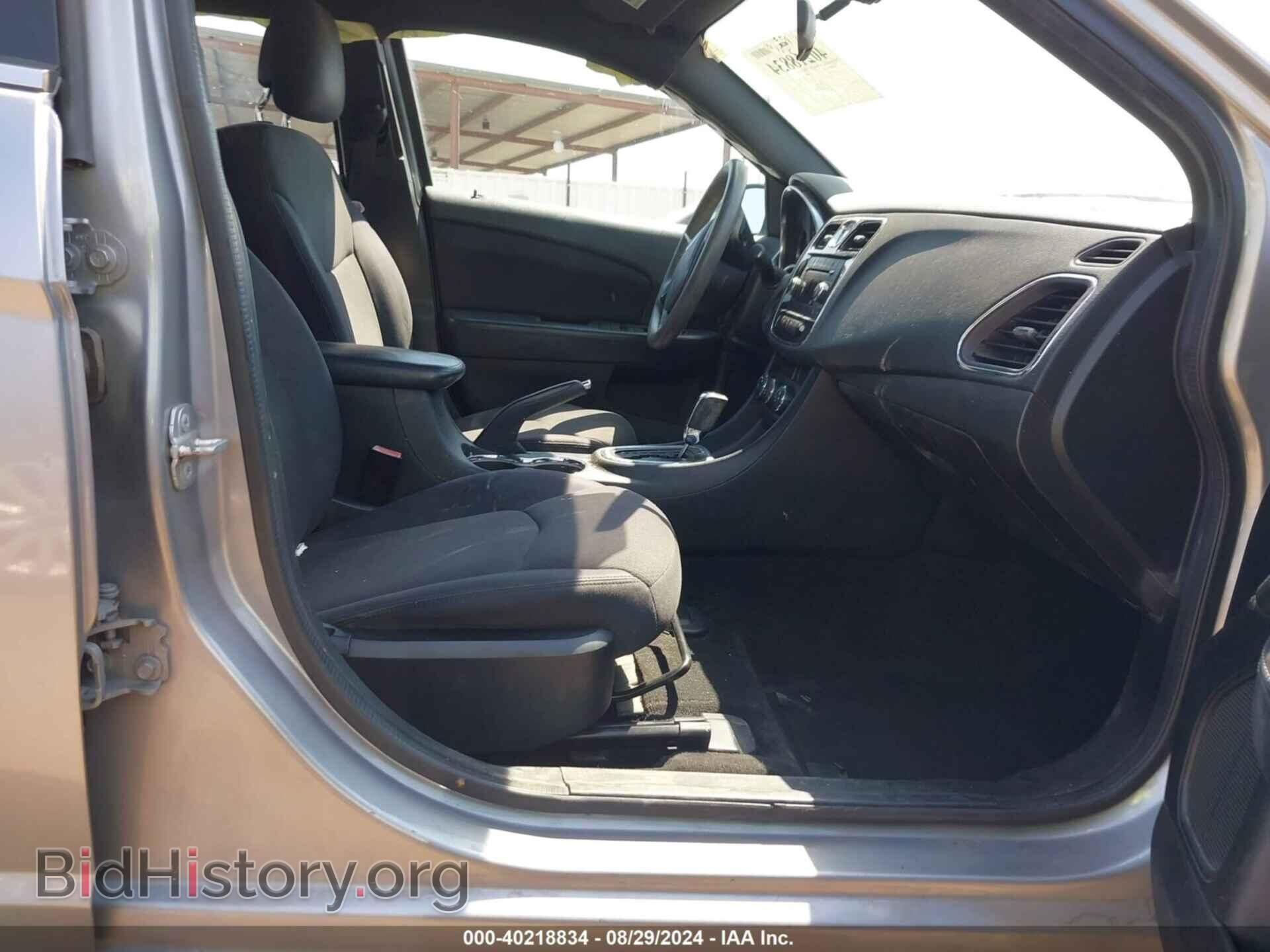2014 CHRYSLER 200 - VIN: 1C3CCBAB2EN207908 - Фото 5