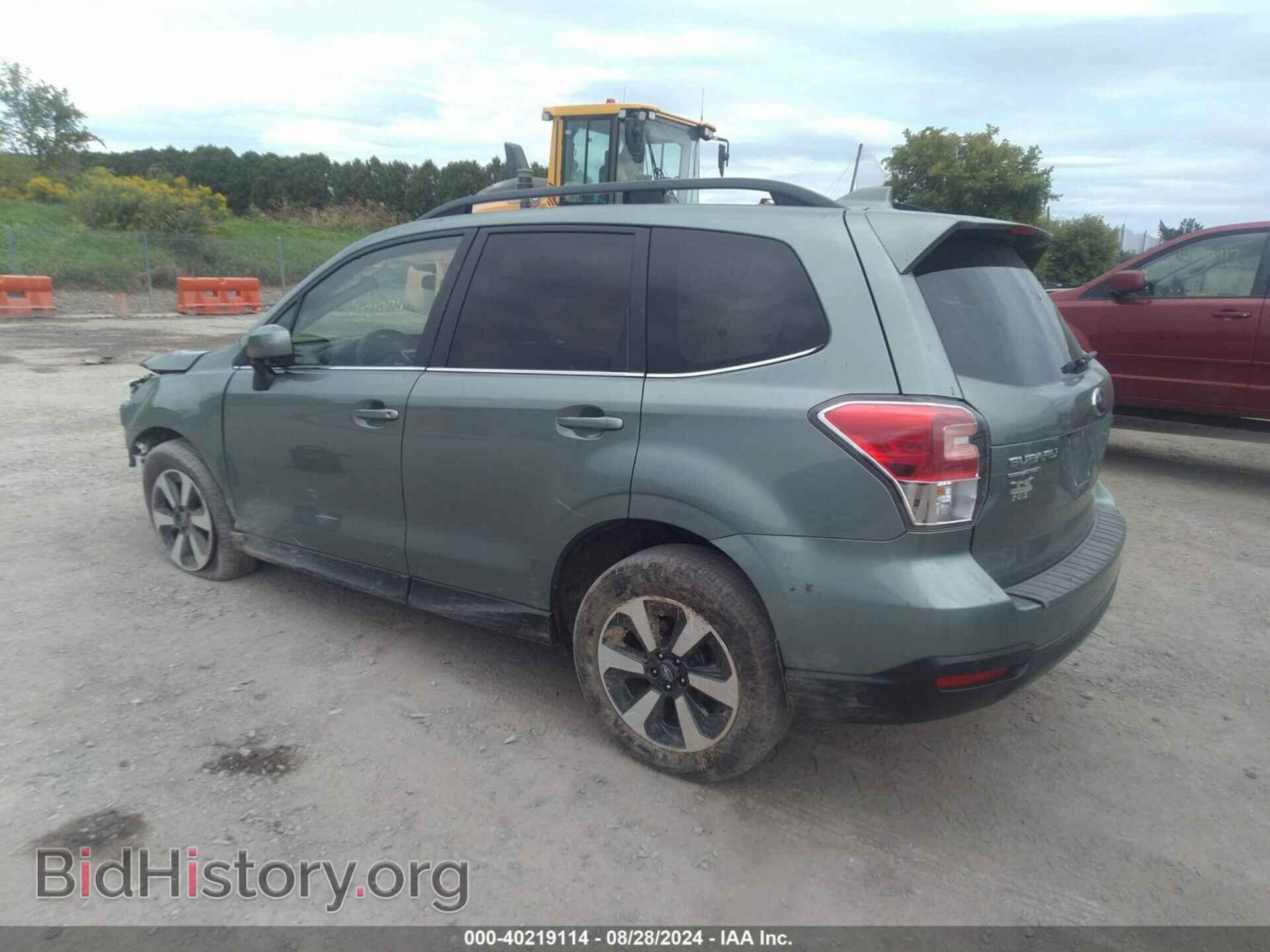 2017 SUBARU FORESTER - VIN: JF2SJARC5HH562645 - Фото 3