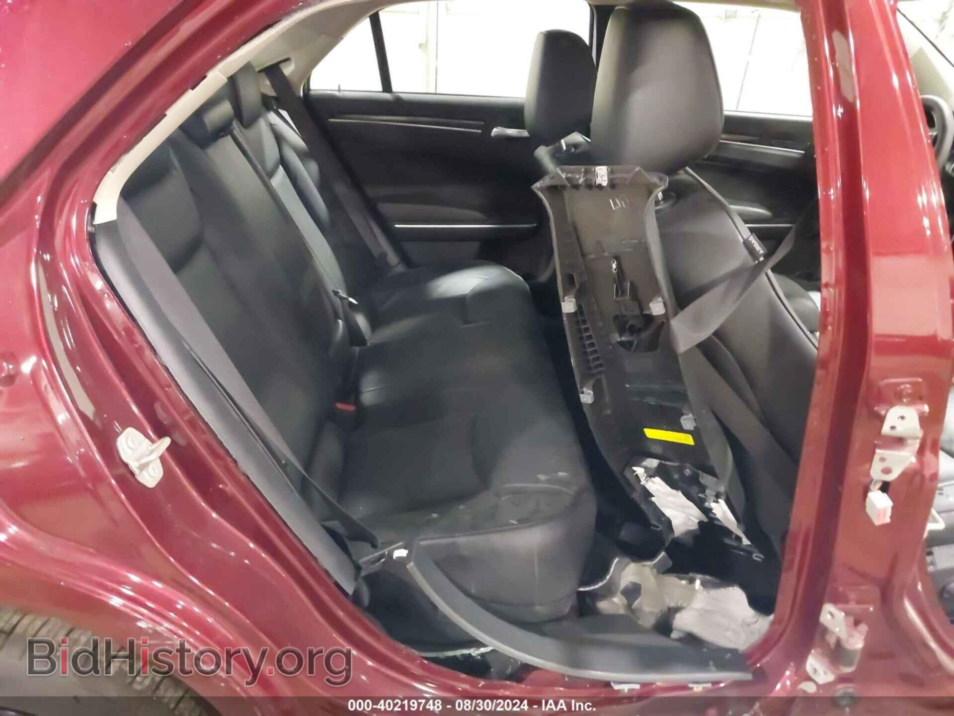 2023 CHRYSLER 300 - VIN: 2C3CCASG9PH677675 - Фото 8