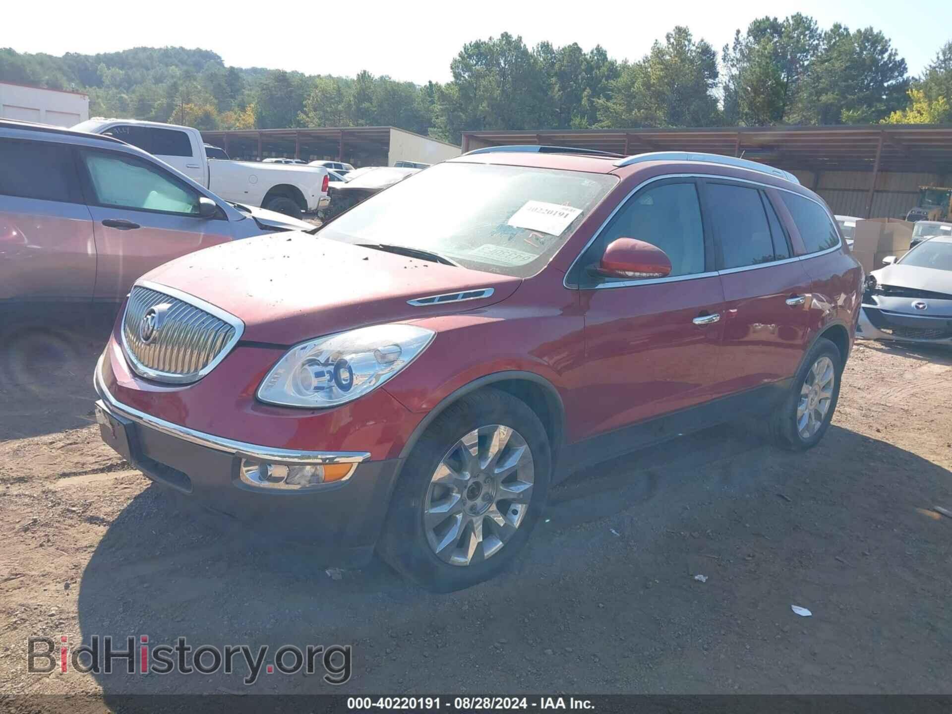 2012 BUICK ENCLAVE - VIN: 5GAKRDED0CJ174068 - Photo 2