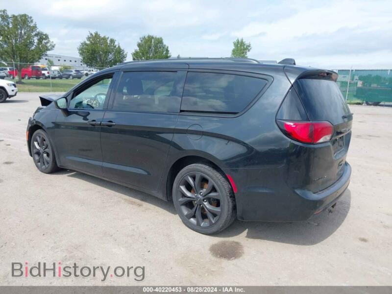 2018 Chrysler PACIFICA (VIN 2C4RC1EG2JR174315) — фото 3 из 15
