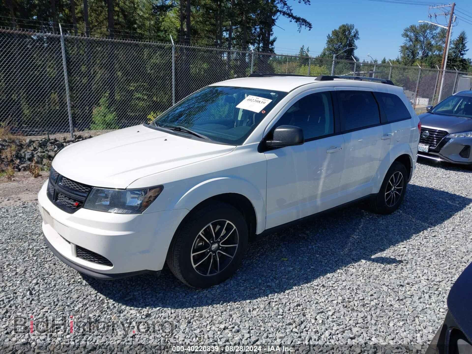 2017 DODGE JOURNEY - VIN: 3C4PDCAB8HT585140 - Фото 2