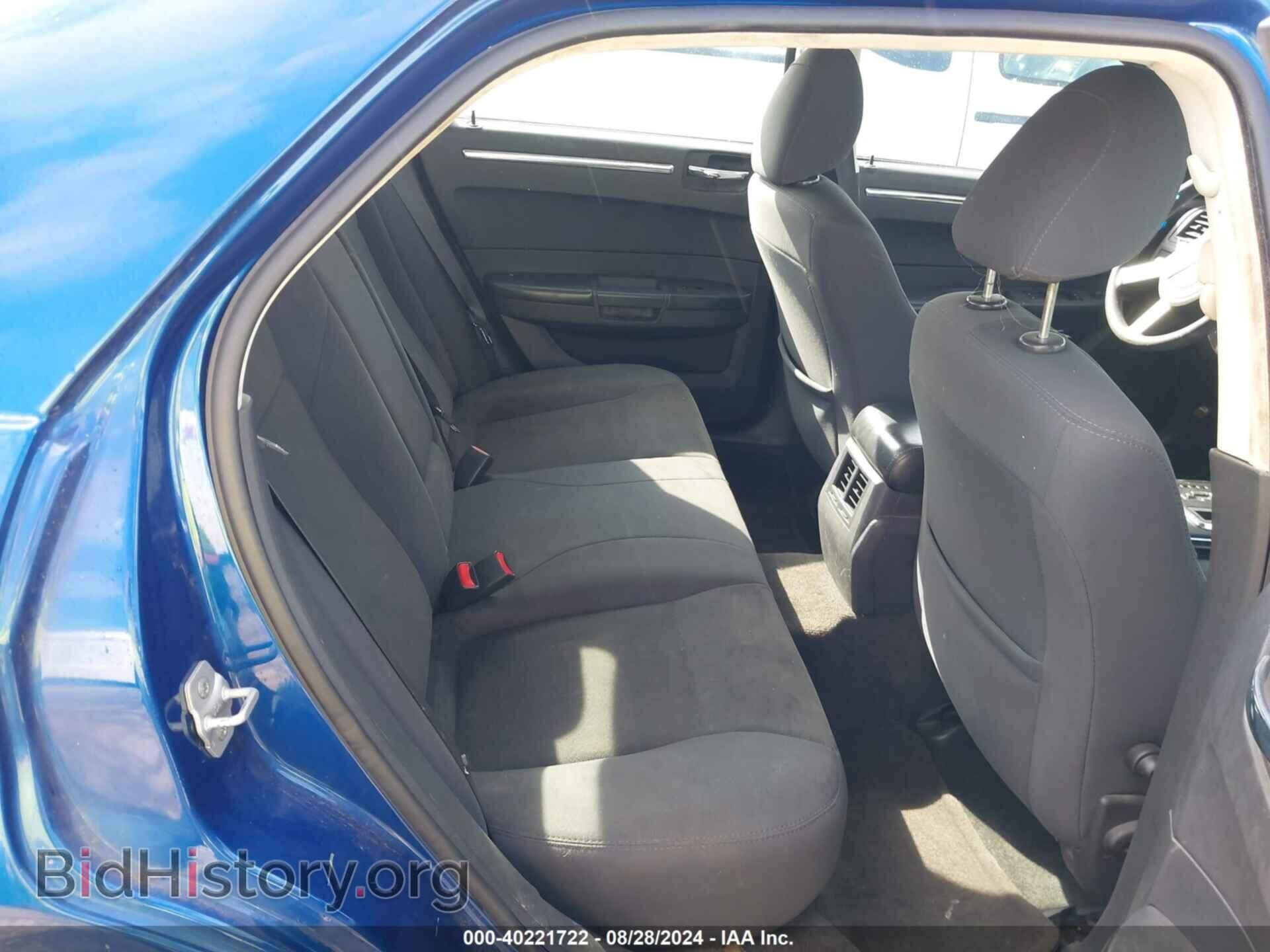 2010 CHRYSLER 300 - VIN: 2C3CA4CD1AH328755 - Фото 8