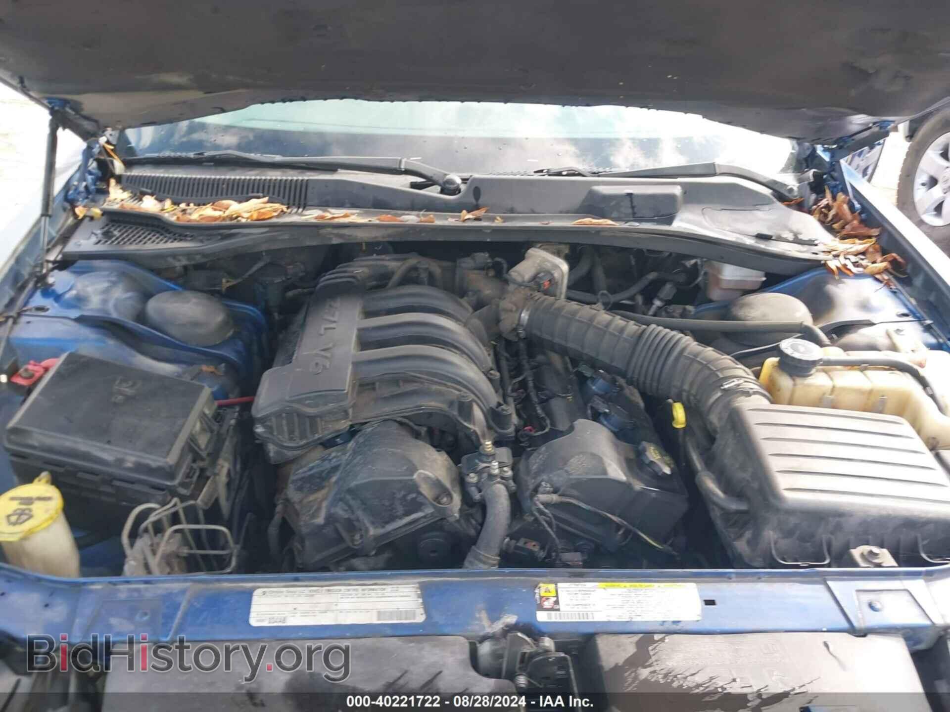 2010 CHRYSLER 300 - VIN: 2C3CA4CD1AH328755 - Фото 10