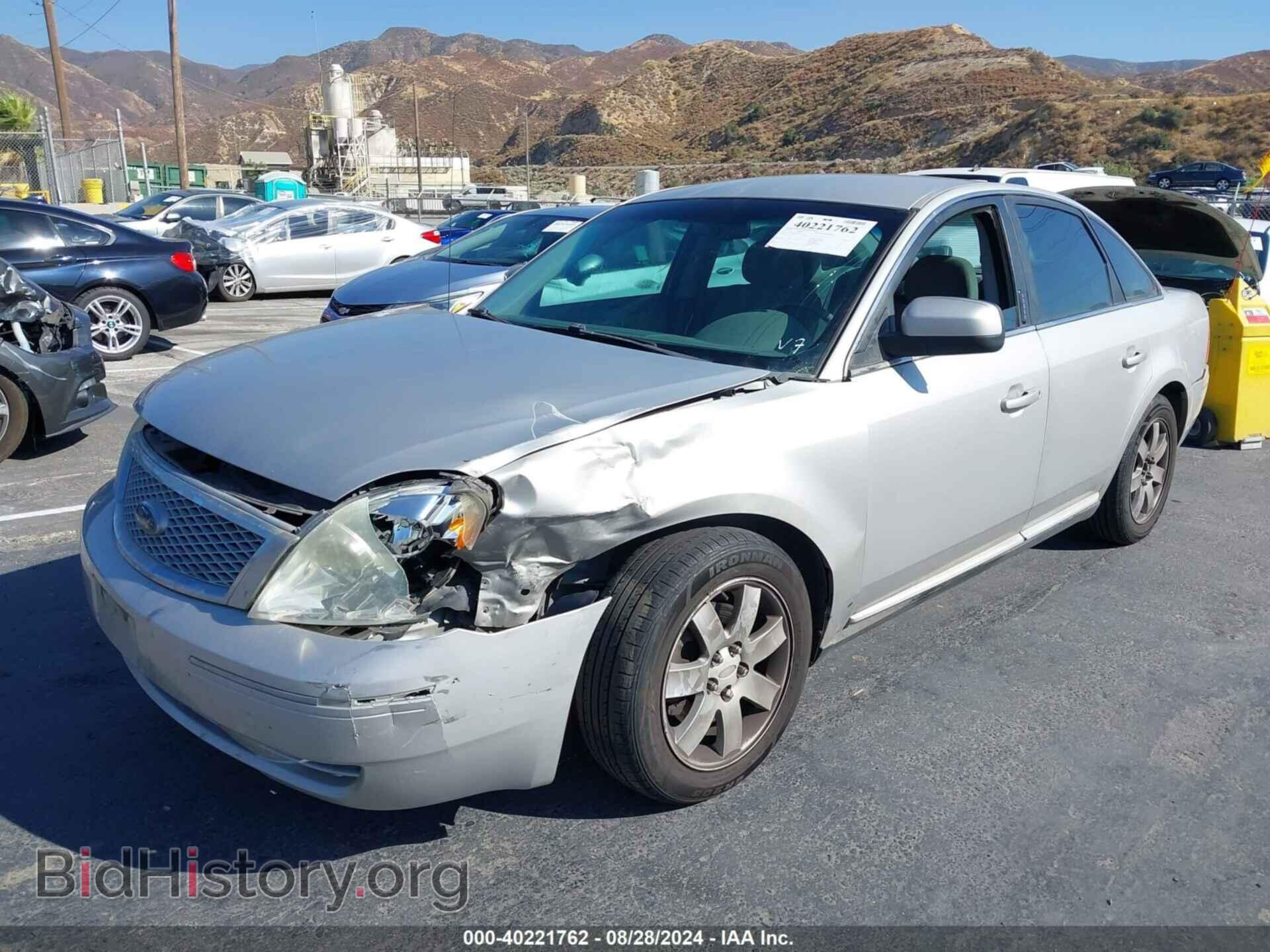 2007 FORD FIVE HUNDRED - VIN: 1FAFP241X7G101526 - Фото 2