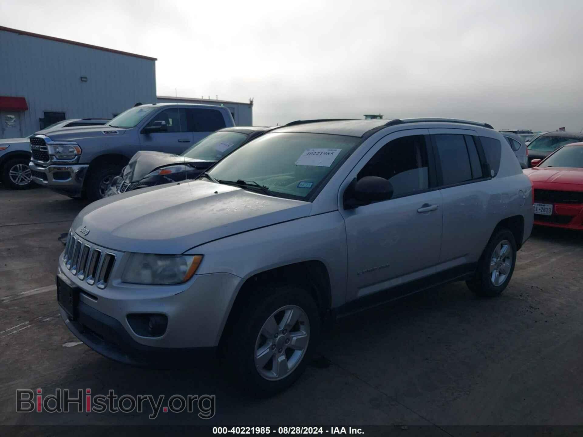 2013 JEEP COMPASS - VIN: 1C4NJCBA1DD272341 - Фото 2