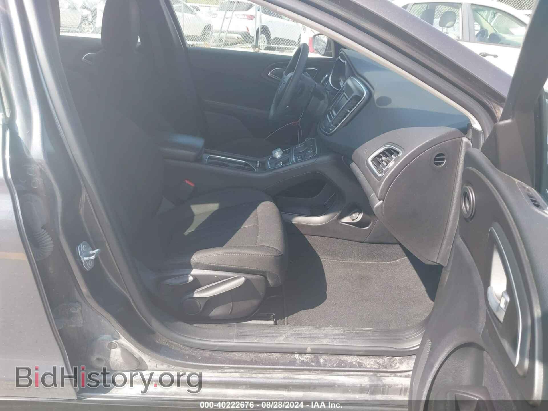2017 CHRYSLER 200 - VIN: 1C3CCCAB5HN512183 - Фото 5