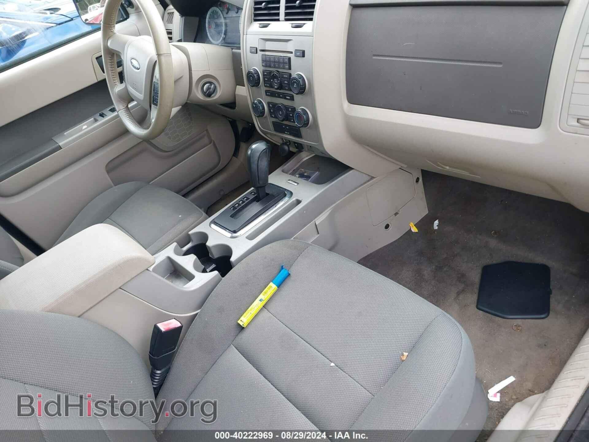 2010 FORD ESCAPE - VIN: 1FMCU0D70AKA41724 - Фото 5