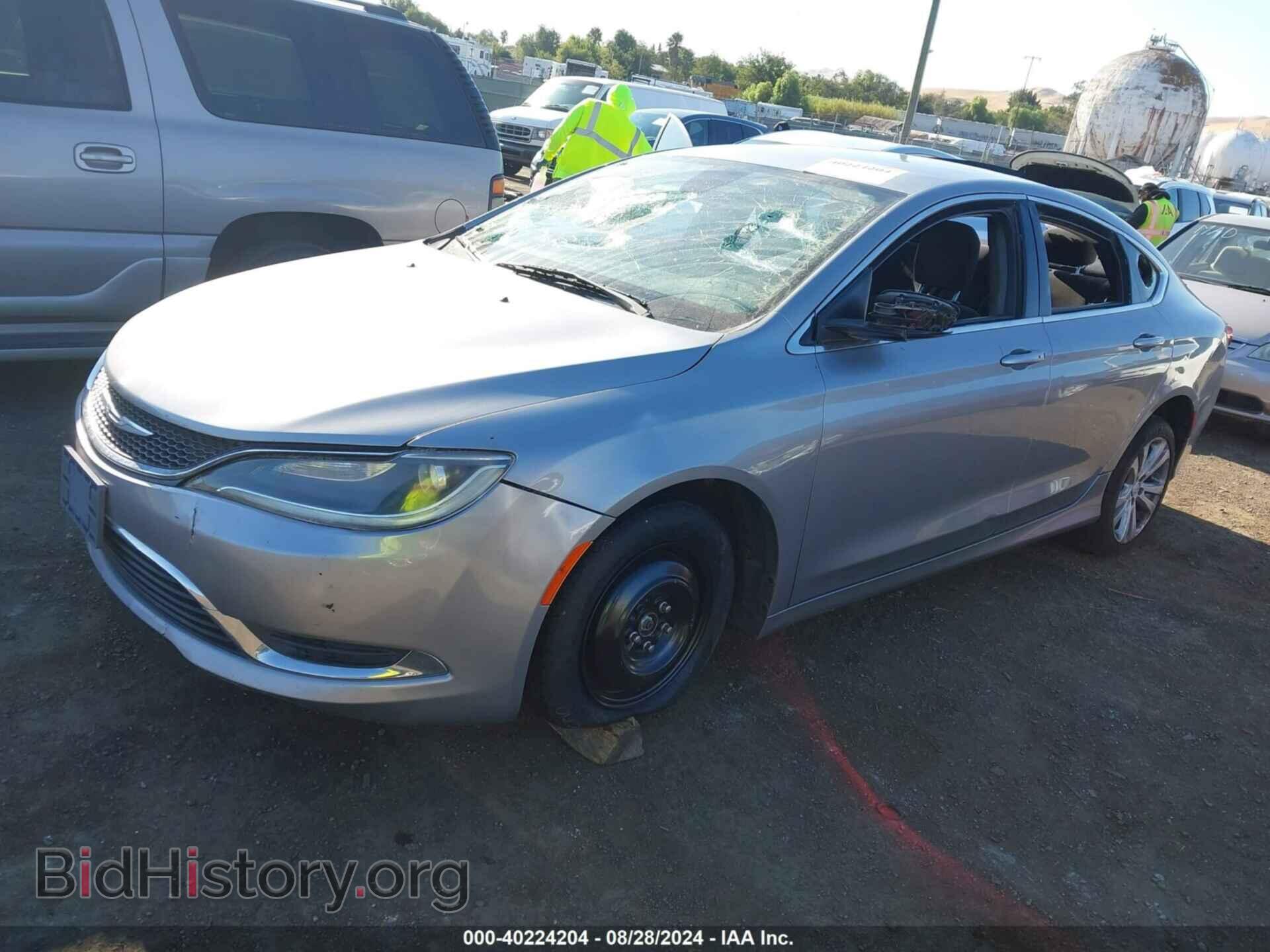 2015 CHRYSLER 200 - VIN: 1C3CCCAB3FN740910 - Фото 2