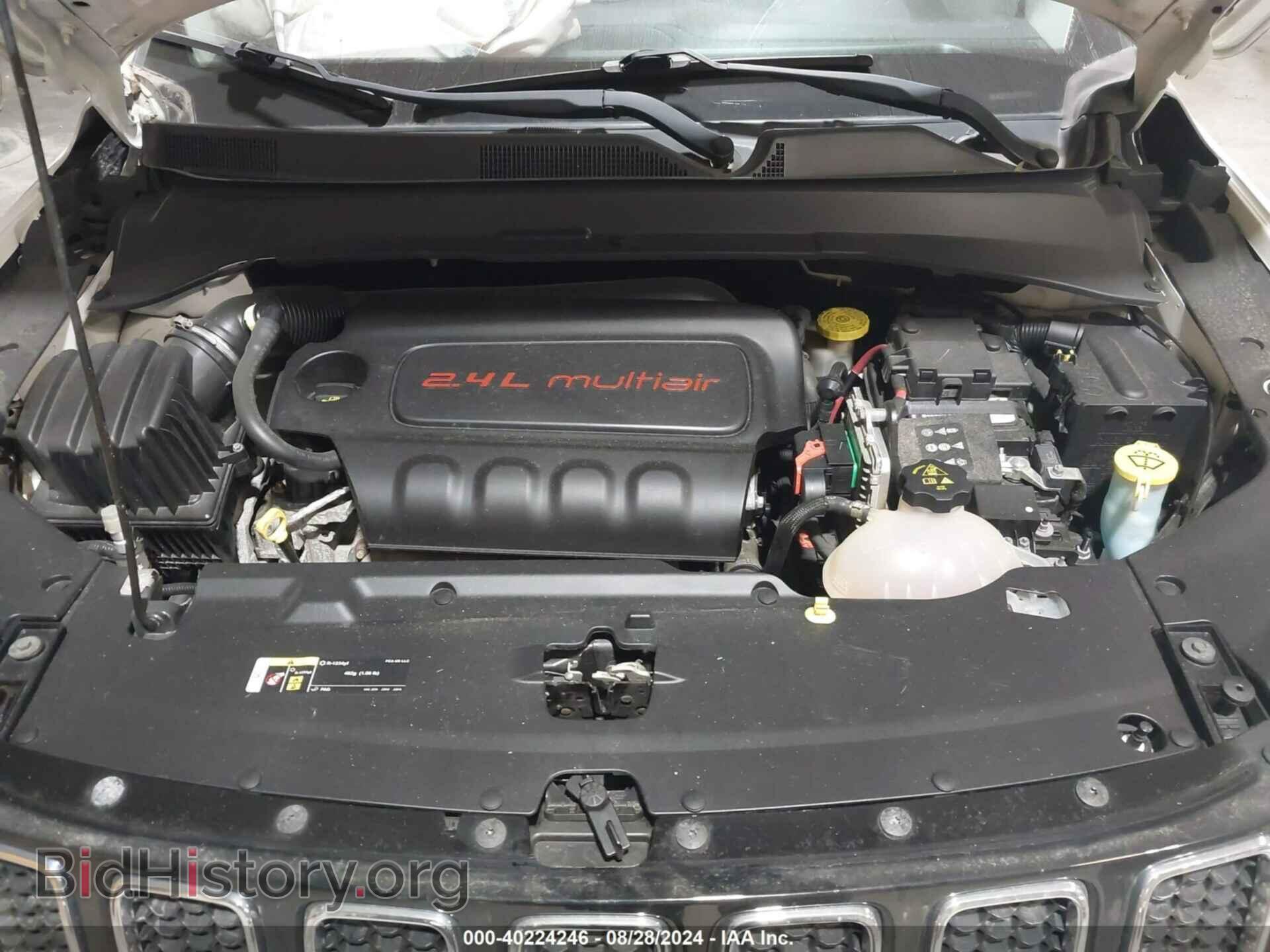 2018 JEEP COMPASS - VIN: 3C4NJCAB3JT356421 - Фото 10