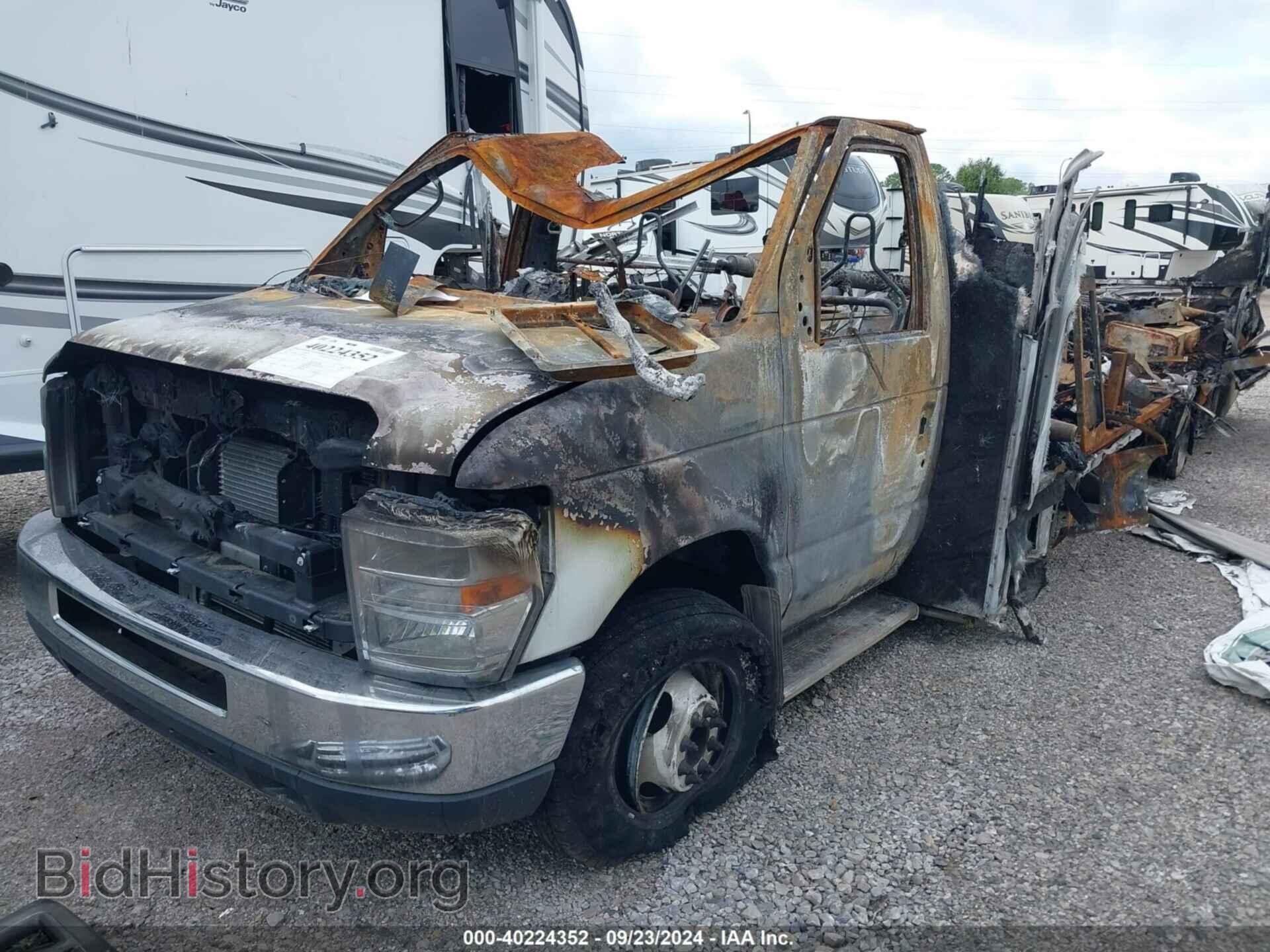 2013 FORD E-450 CUTAWAY - VIN: 1FDXE4FS7DDB26981 - Фото 2