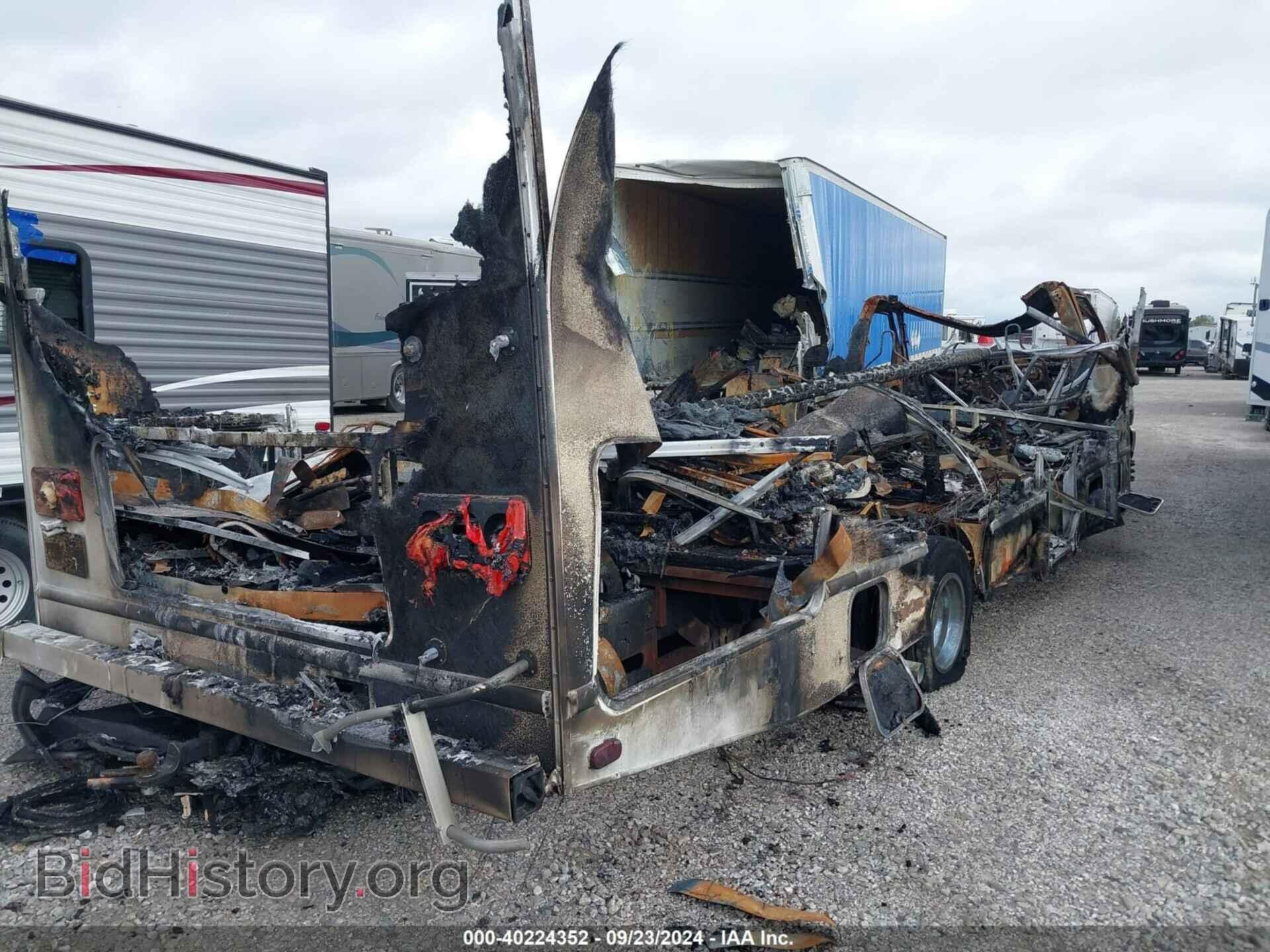 2013 FORD E-450 CUTAWAY - VIN: 1FDXE4FS7DDB26981 - Фото 4