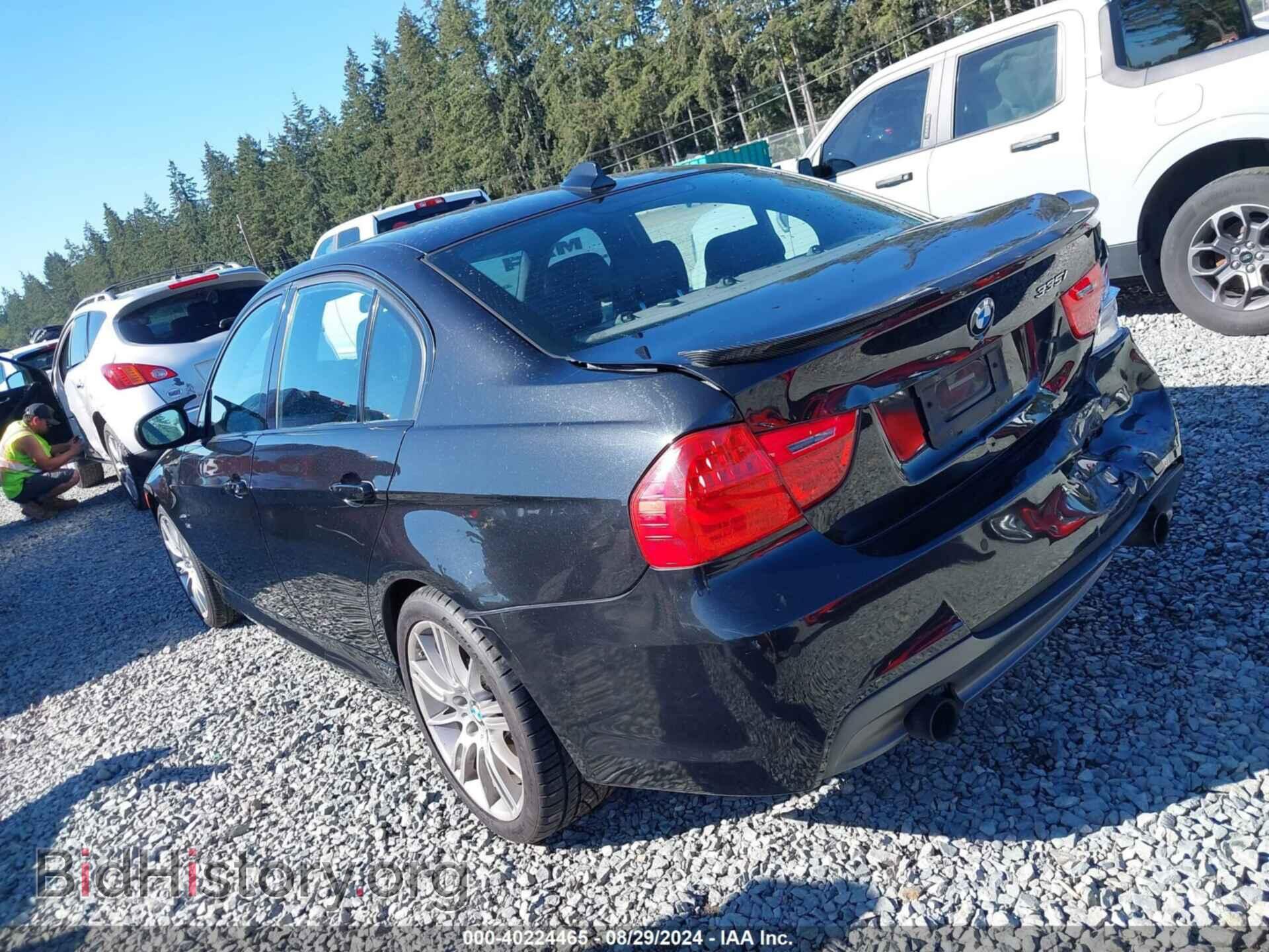 2011 BMW 335I - VIN: WBAPL5C55BA742852 - Фото 3
