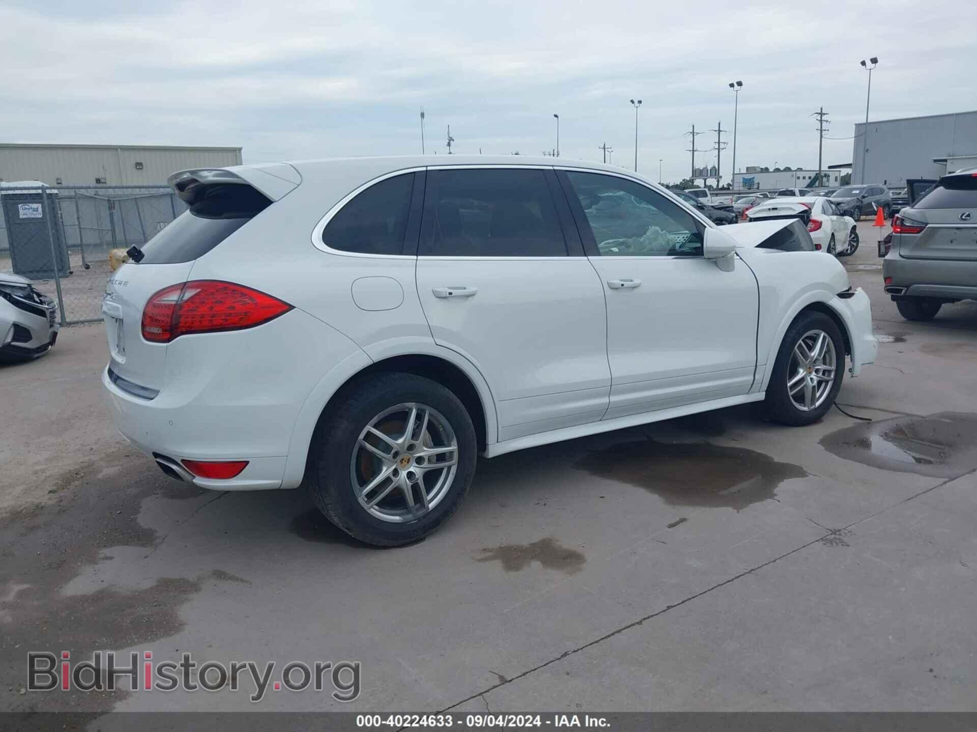 2013 PORSCHE CAYENNE - VIN: WP1AB2A28DLA85716 - Фото 4