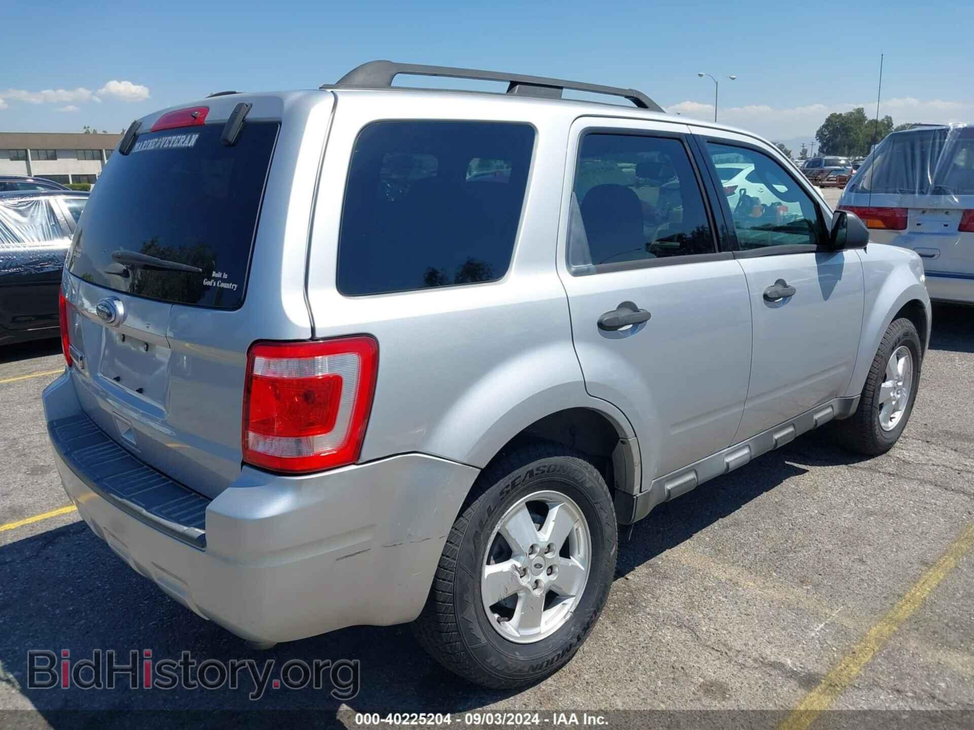 2011 FORD ESCAPE - VIN: 1FMCU9D79BKC05249 - Фото 4