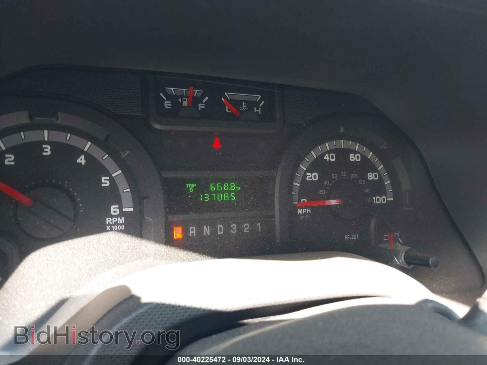 2011 FORD ECONOLINE - VIN: 1FDXE4FS7BDB09062 - Photo 5