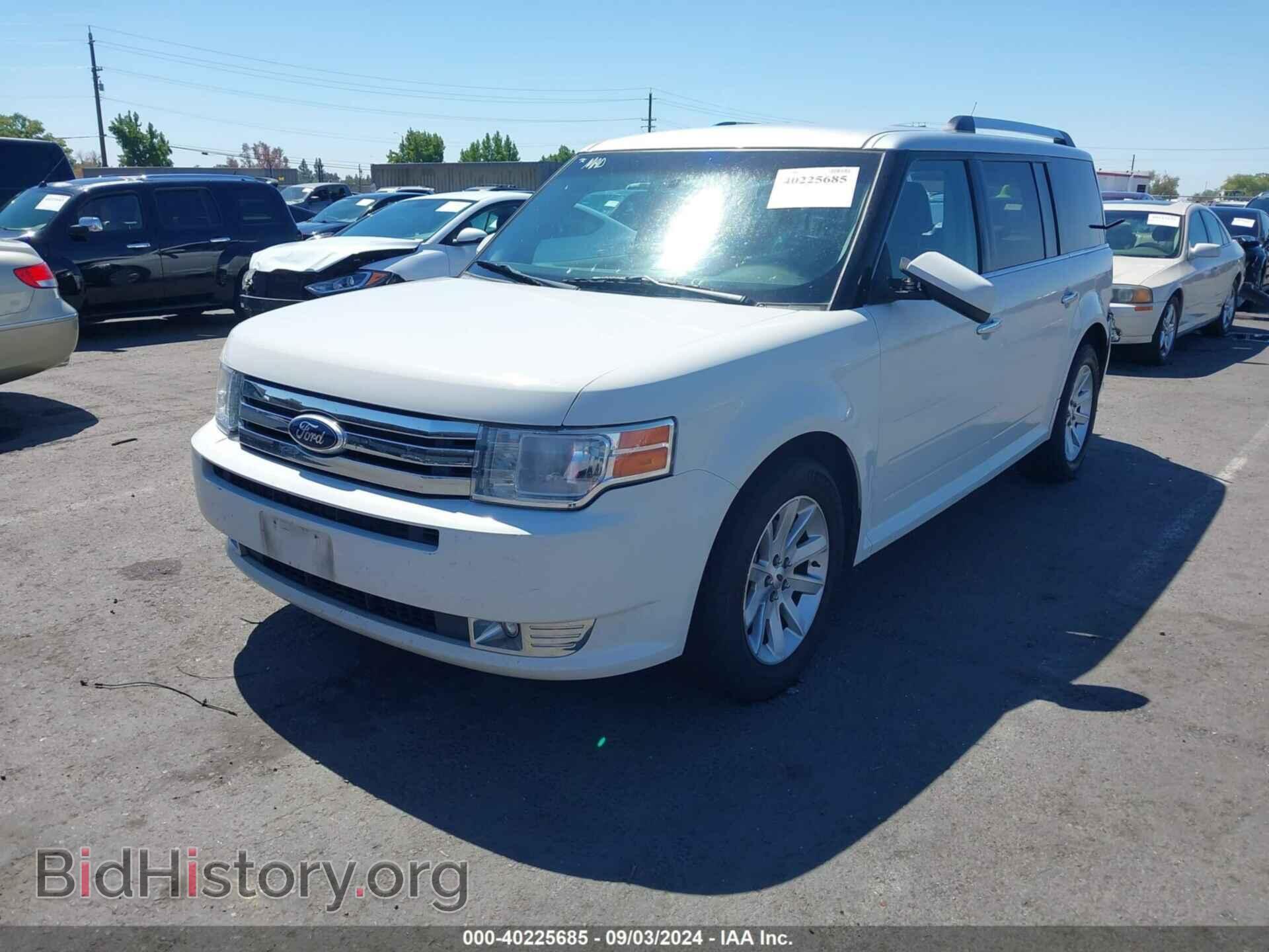 2011 FORD FLEX - VIN: 2FMGK5CC4BBD30250 - Фото 2