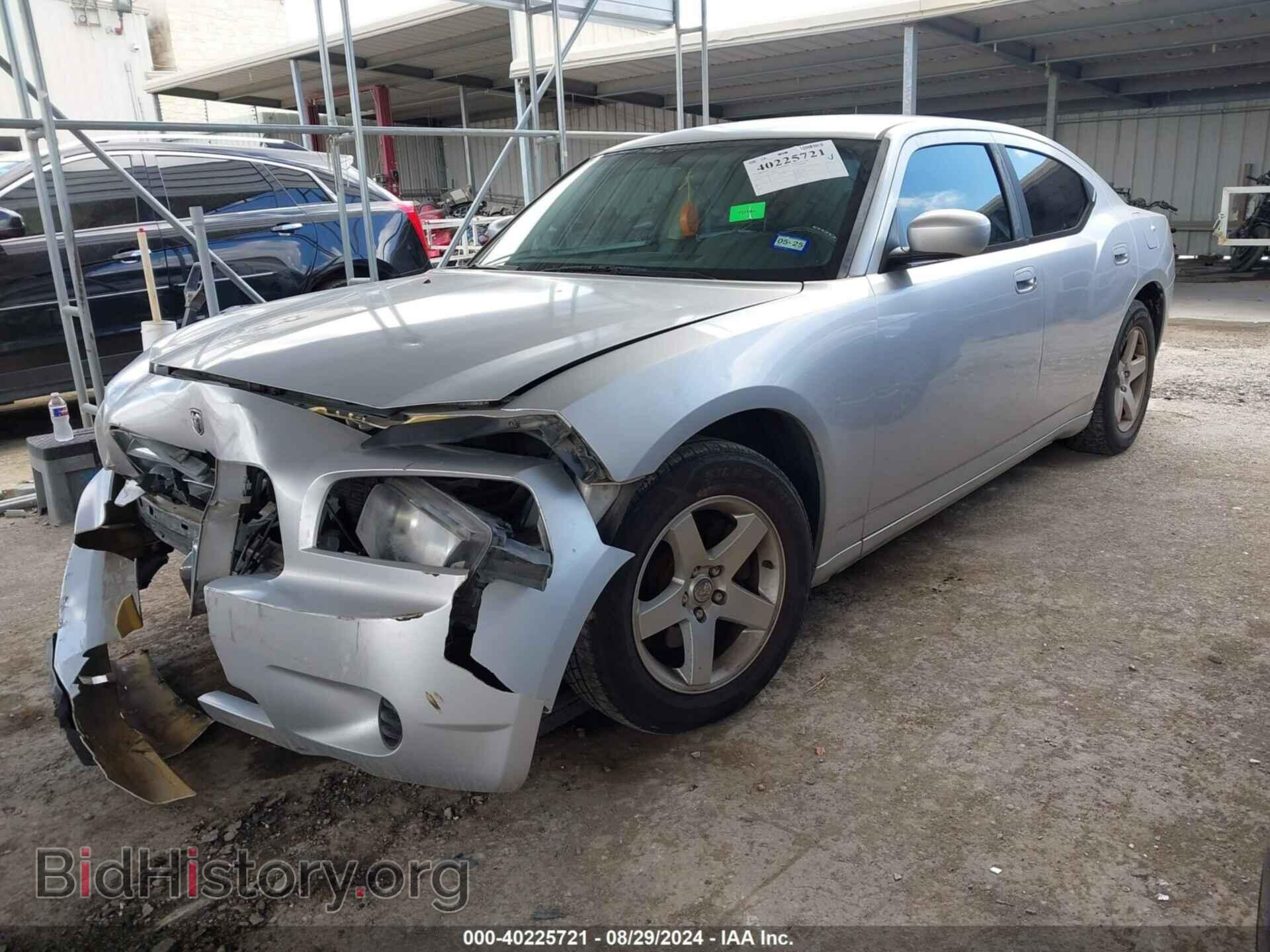 2010 DODGE CHARGER - VIN: 2B3CA4CD4AH223527 - Фото 2