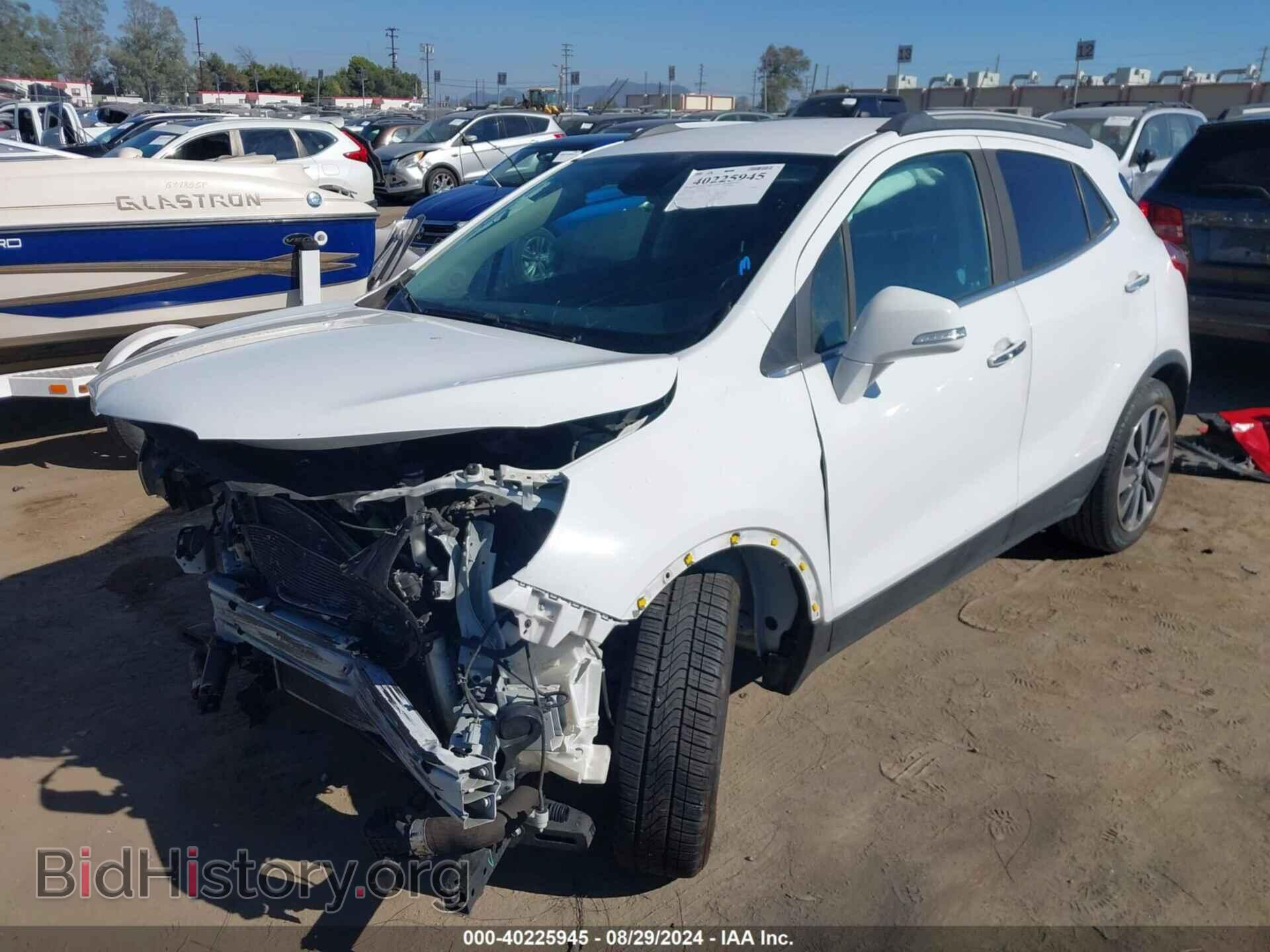 2020 BUICK ENCORE - VIN: KL4CJCSB2LB061055 - Фото 2