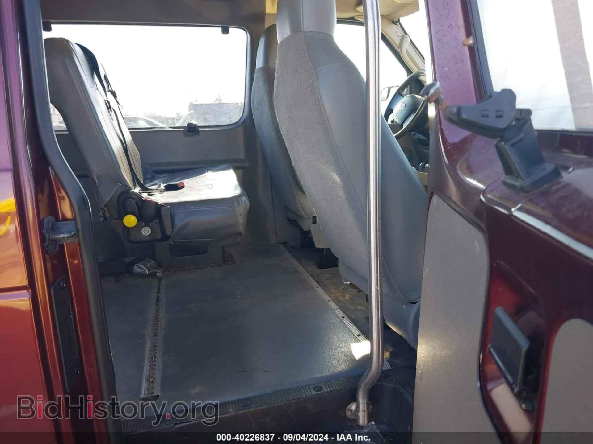 2011 FORD E-250 - VIN: 1FTNS2EW0BDA82560 - Фото 8