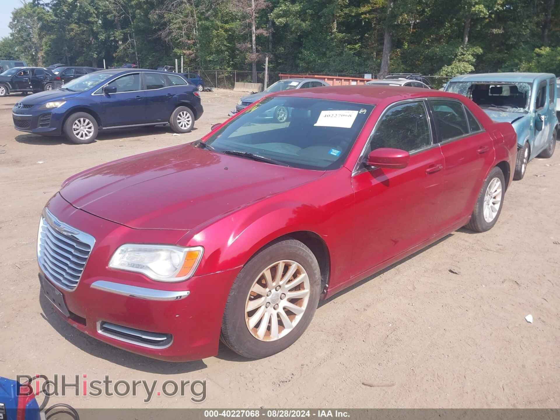 2012 CHRYSLER 300 - VIN: 2C3CCAAG0CH312264 - Фото 2