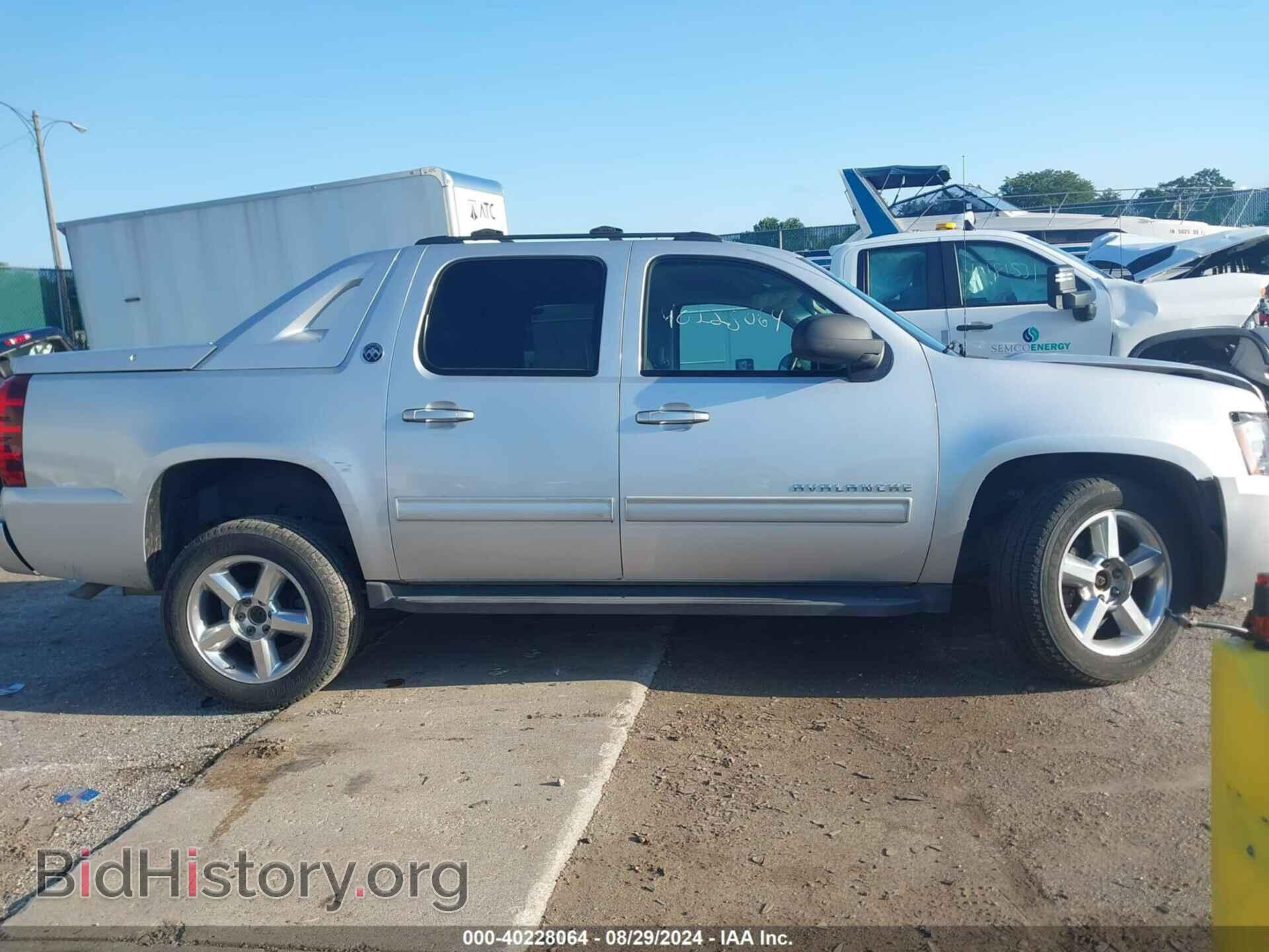2013 CHEVROLET AVALANCHE - VIN: 3GNTKEE79DG252798 - Фото 13