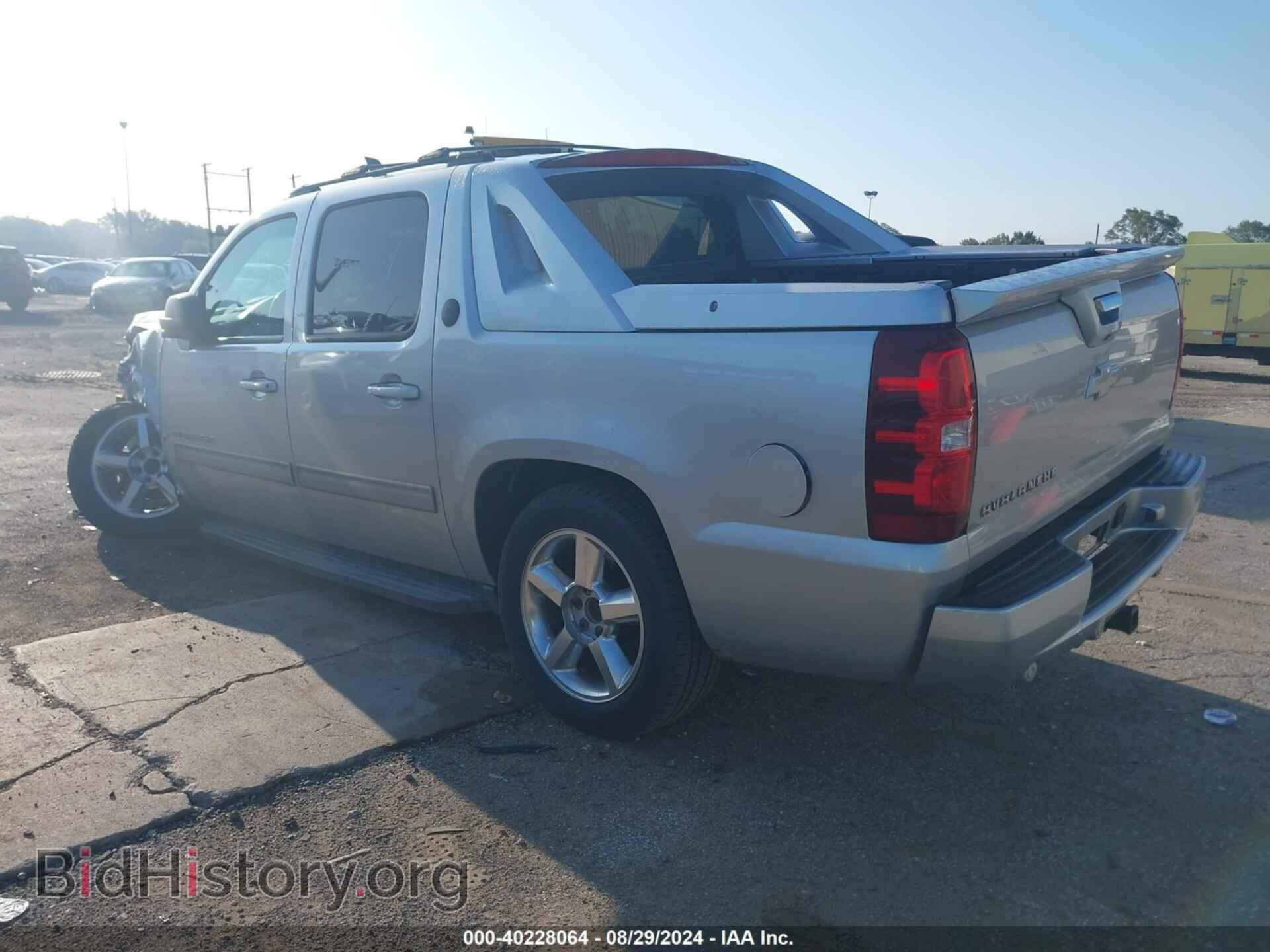 2013 CHEVROLET AVALANCHE - VIN: 3GNTKEE79DG252798 - Фото 3