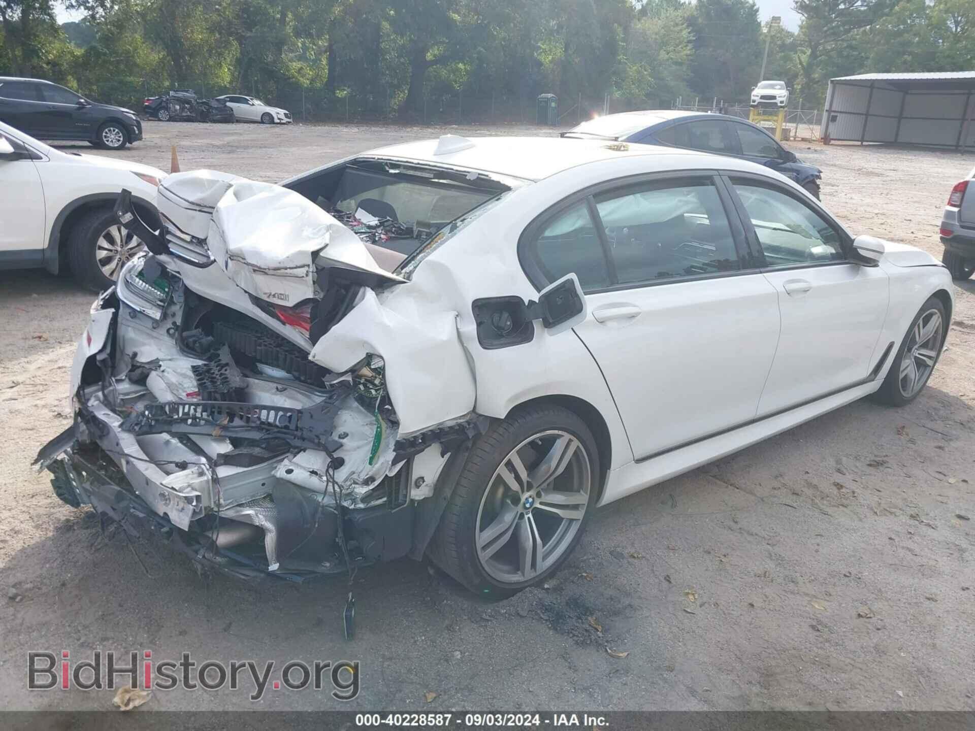 2019 BMW 740I - VIN: WBA7E2C54KB217574 - Фото 4