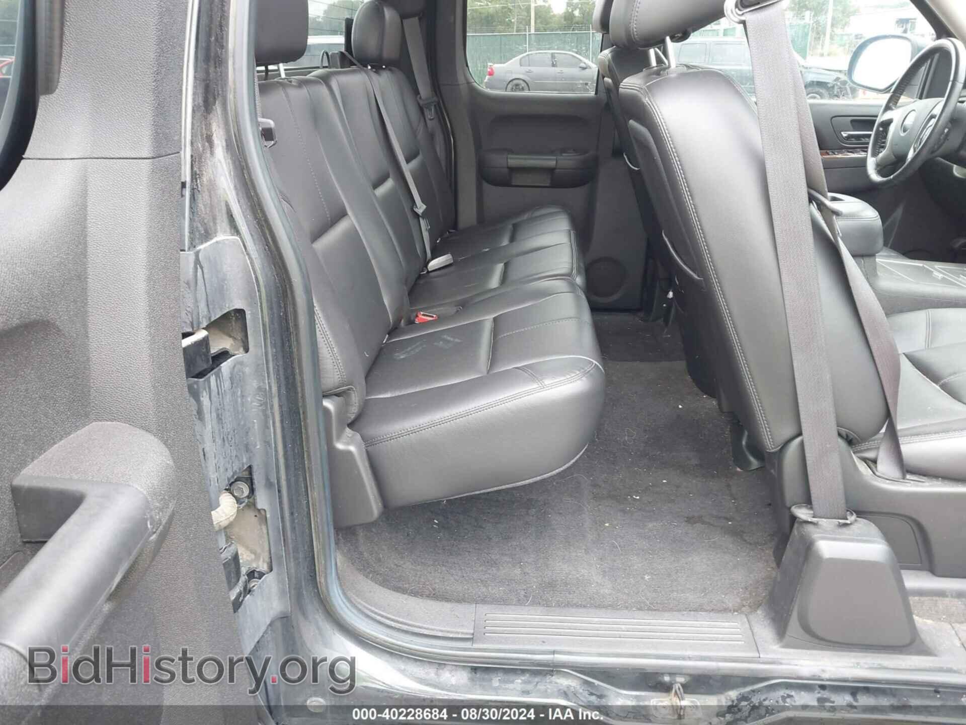 2010 GMC SIERRA 1500 - VIN: 1GTSKWE31AZ175489 - Фото 8