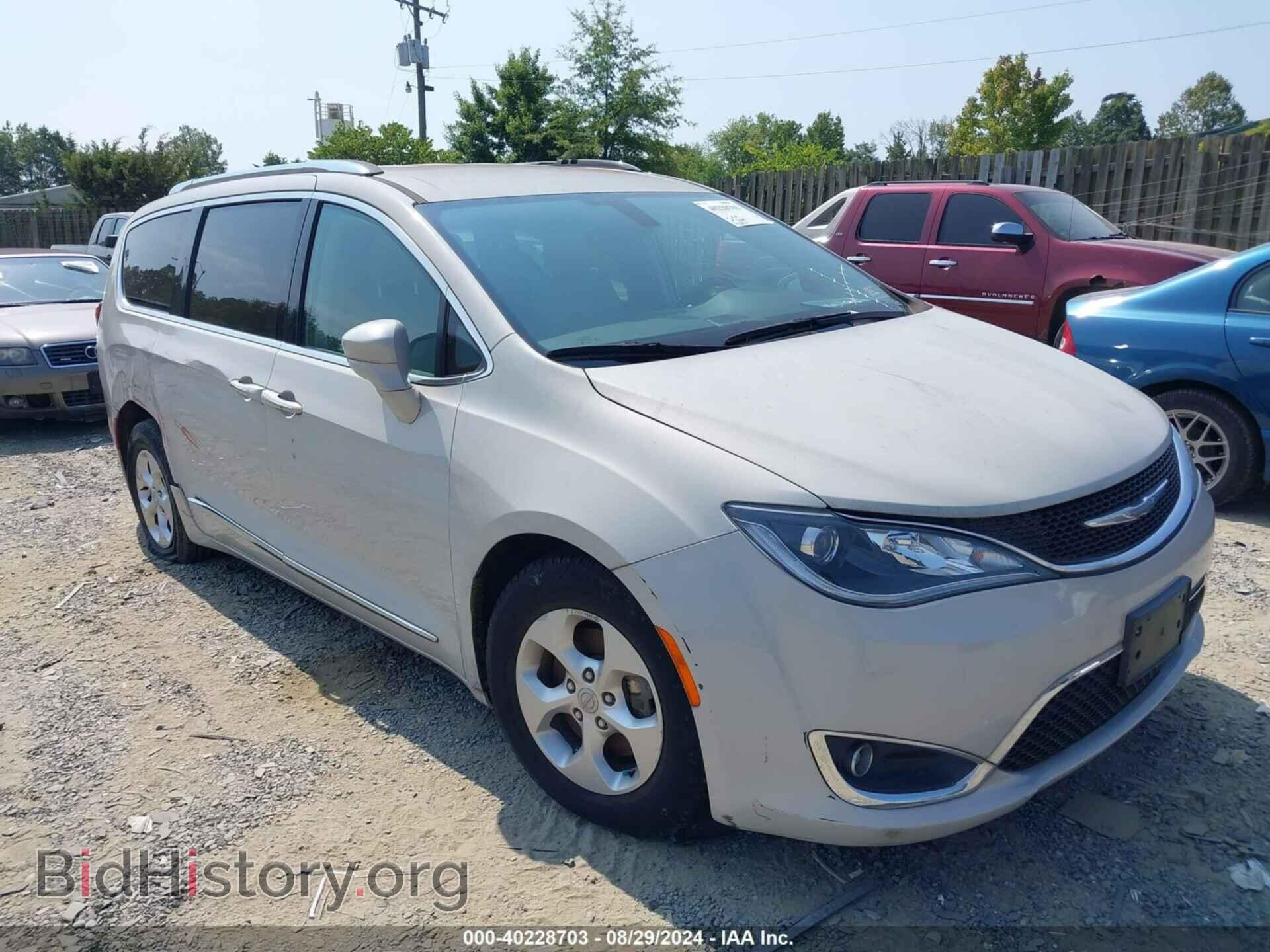 Фотография 2C4RC1EG2HR592366 - CHRYSLER PACIFICA 2017