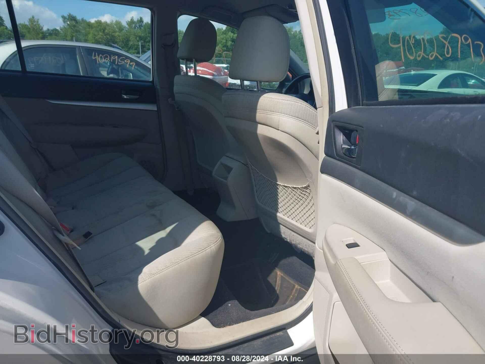 2011 SUBARU OUTBACK - VIN: 4S4BRBAC8B1346731 - Фото 8