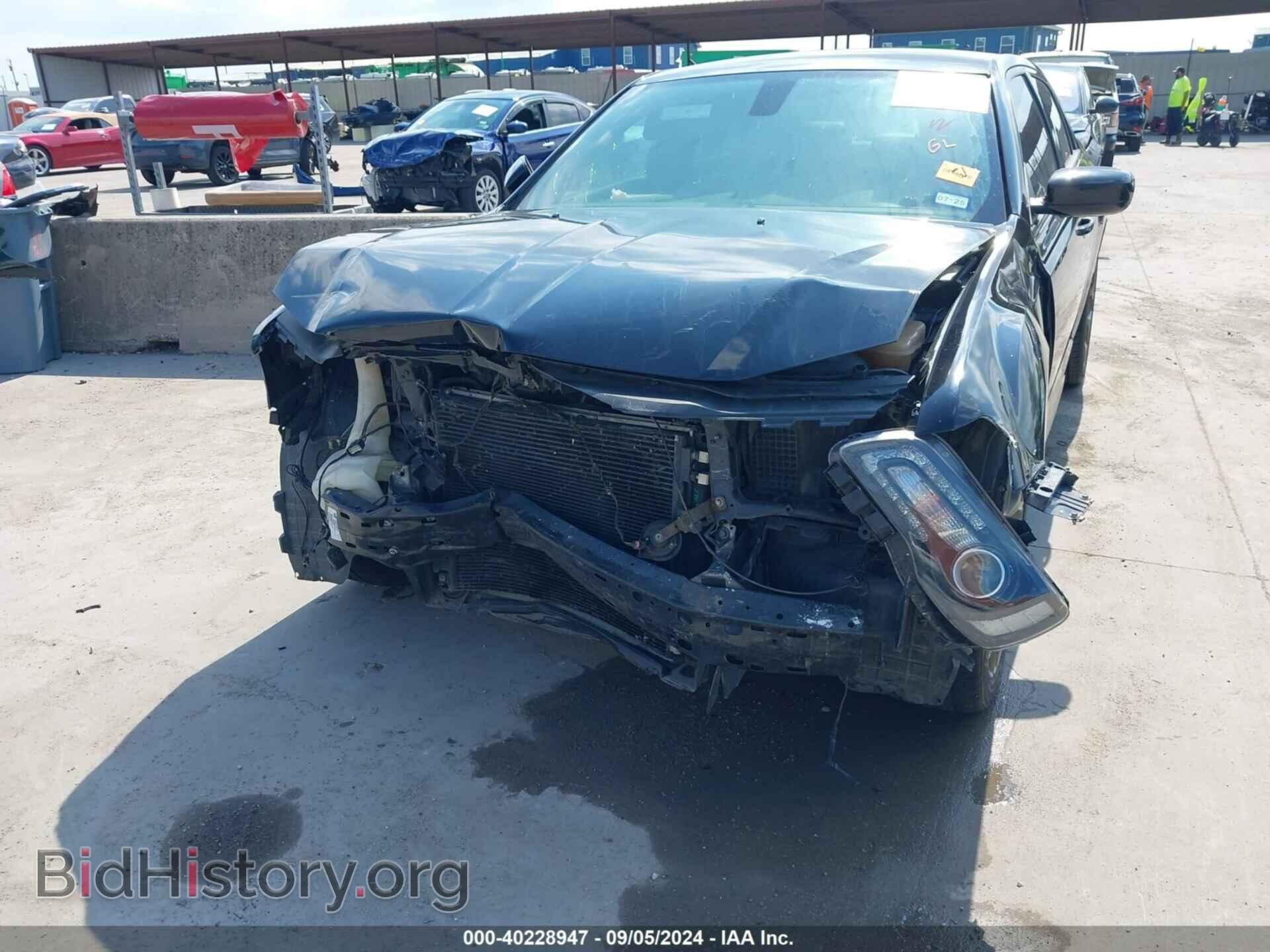 2016 CHRYSLER 300 - VIN: 2C3CCABG9GH322425 - Фото 6