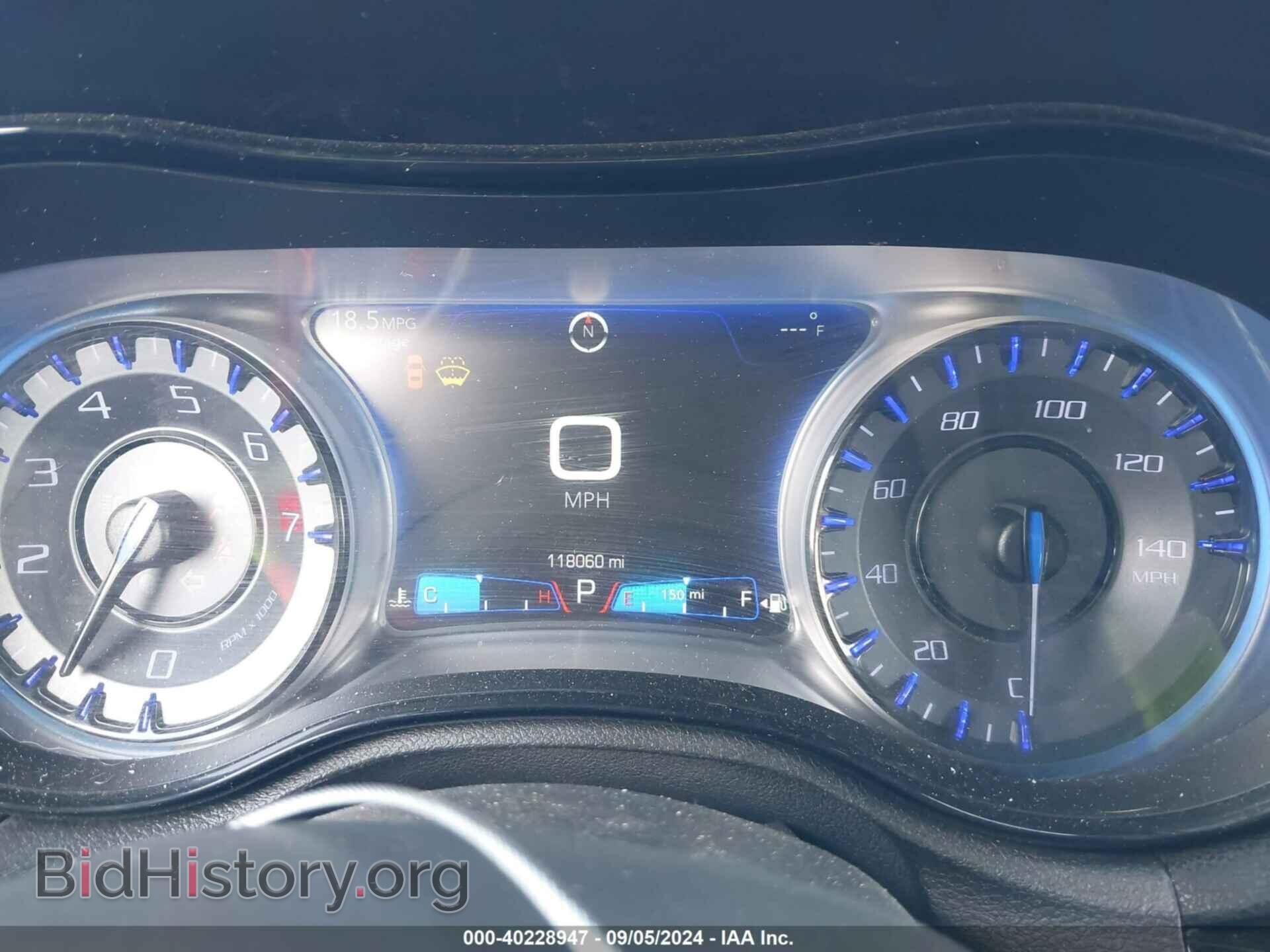 2016 CHRYSLER 300 - VIN: 2C3CCABG9GH322425 - Фото 7