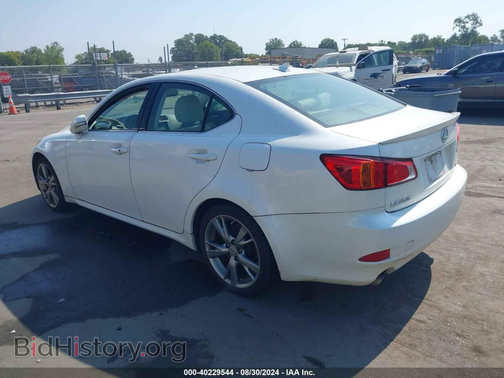 2010 LEXUS IS 350 - VIN: JTHBE5C21A2017592 - Photo 3