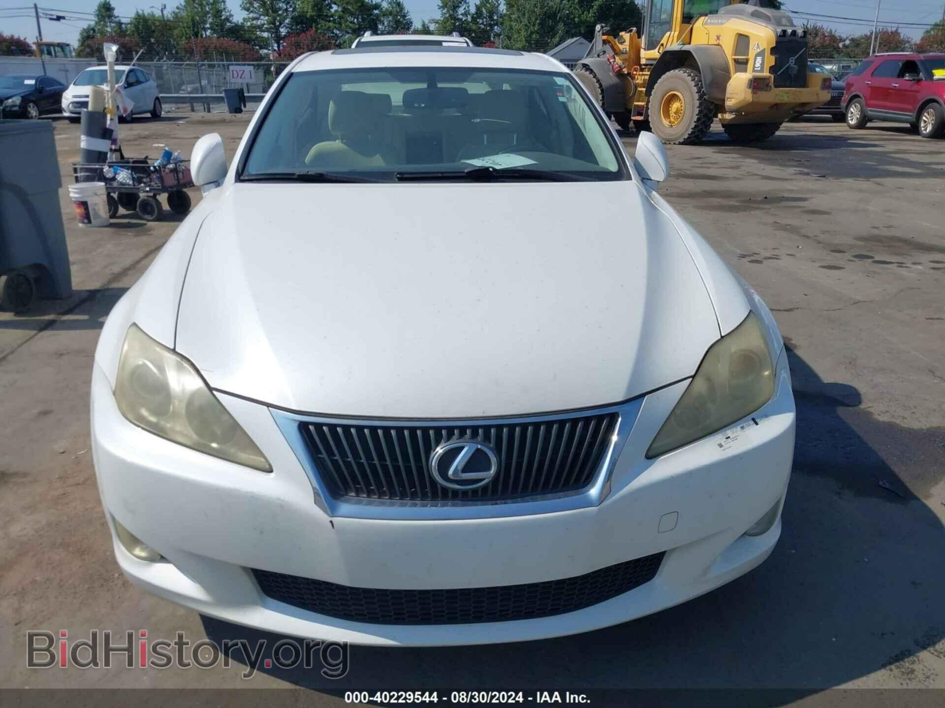 2010 LEXUS IS 350 - VIN: JTHBE5C21A2017592 - Photo 6