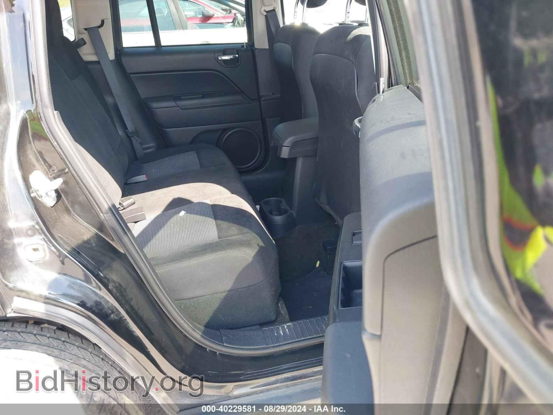 2016 JEEP COMPASS - VIN: 1C4NJDBB2GD511429 - Фото 8