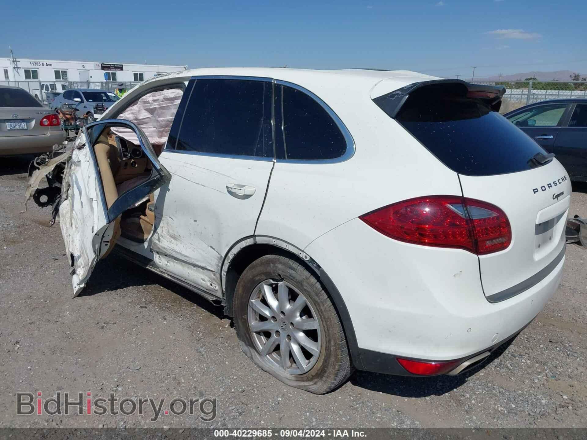 2012 PORSCHE CAYENNE - VIN: WP1AA2A2XCLA03910 - Фото 3