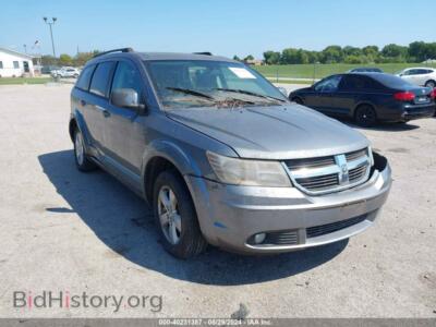 2010 Dodge JOURNEY SXT, серый — VIN 3D4PG5FV0AT102349, IAAI
