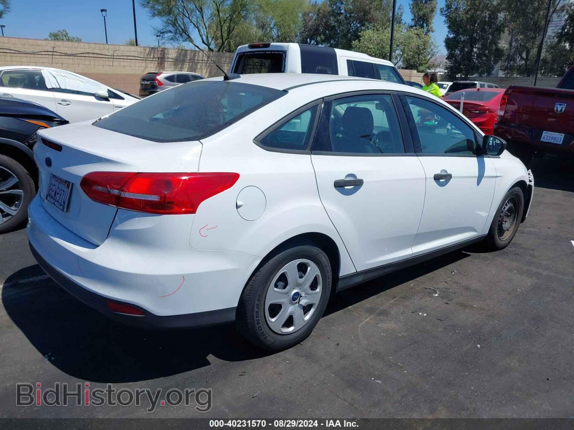 2018 FORD FOCUS - VIN: 1FADP3E27JL313058 - Фото 4
